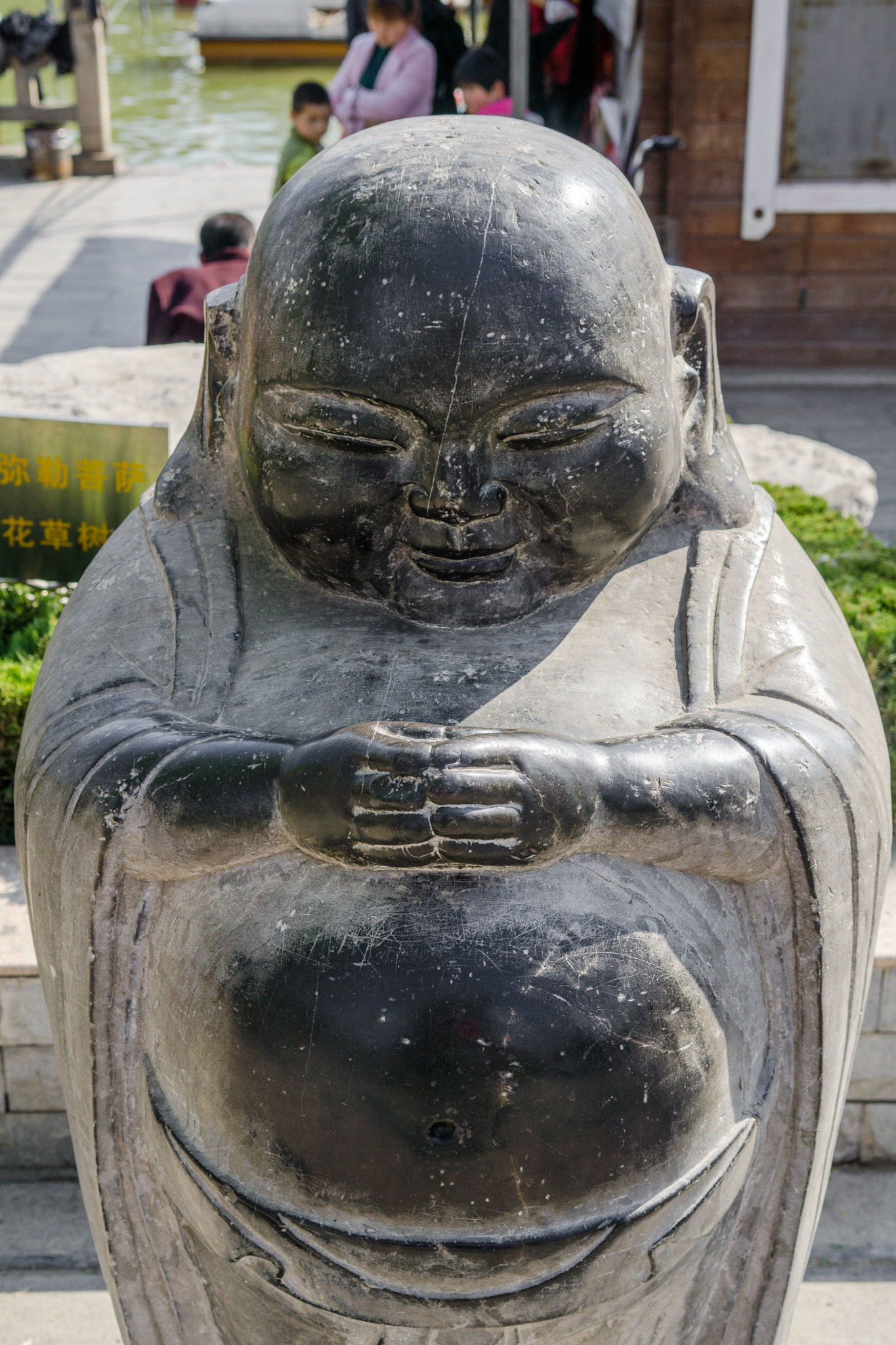 Sony a6000 + Sony Sonnar T* FE 35mm F2.8 ZA sample photo. Buddha photography