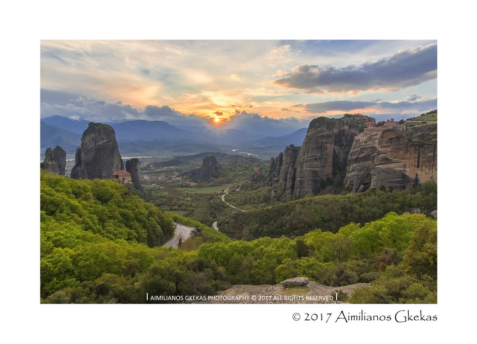 Canon EOS 760D (EOS Rebel T6s / EOS 8000D) sample photo. March's sunset at meteora photography