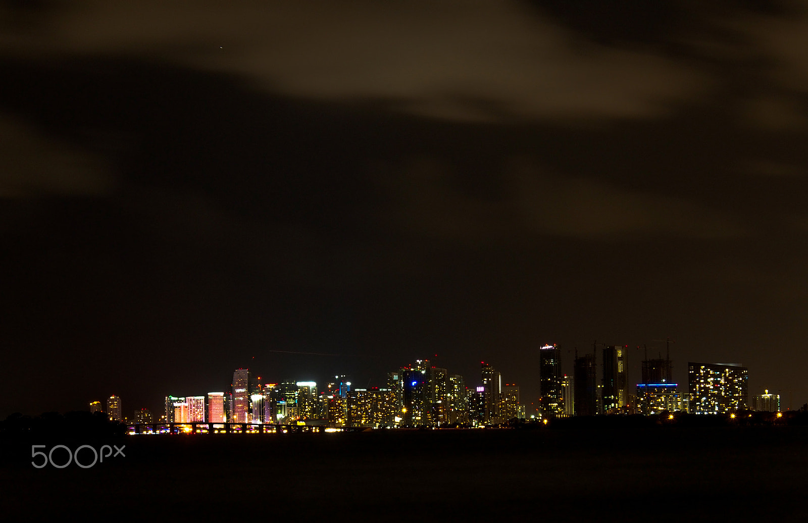 Olympus OM-D E-M5 sample photo. Downtown-miami photography