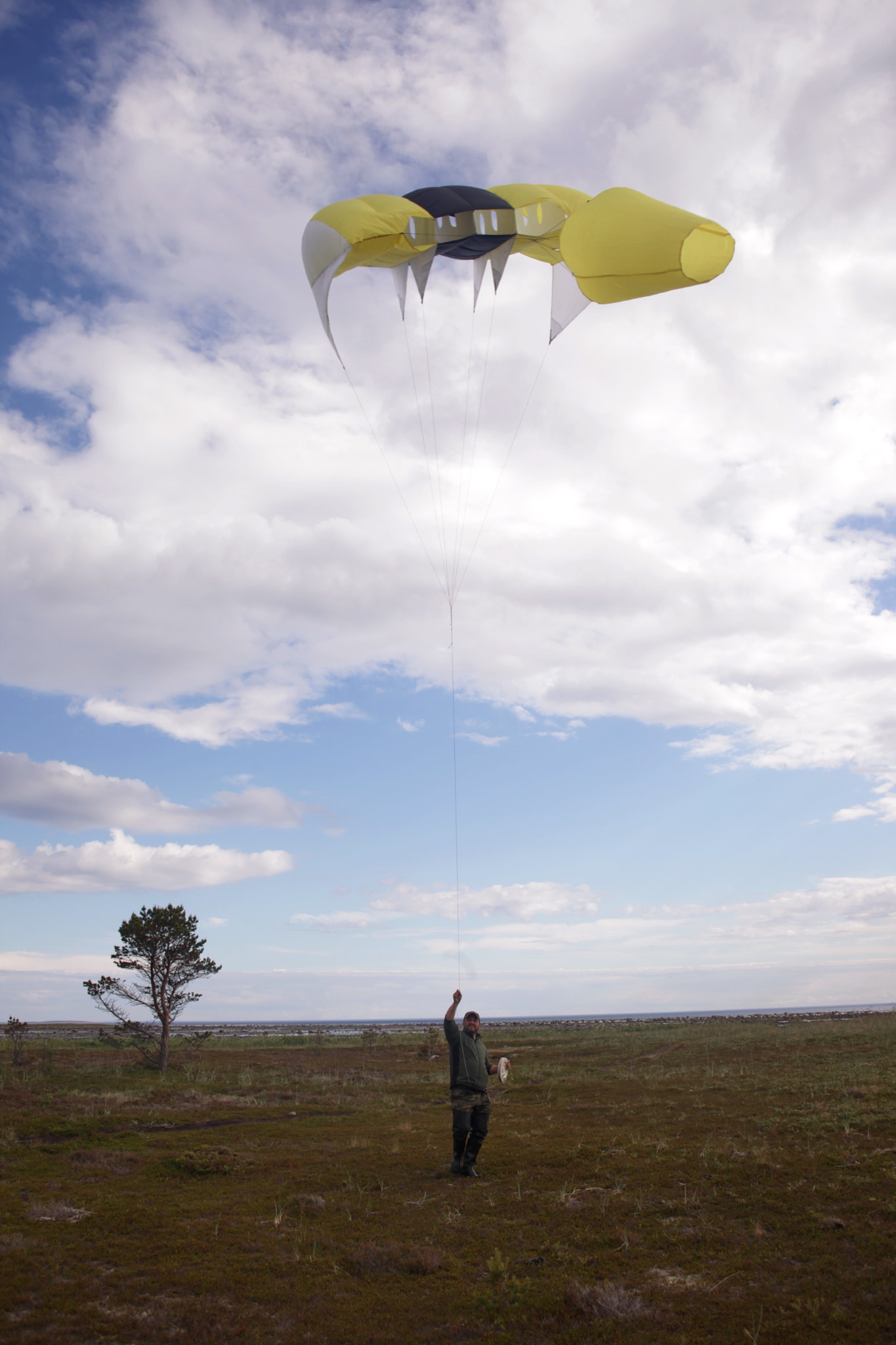 Canon EF 28-70mm f/3.5-4.5 sample photo. Kite photography