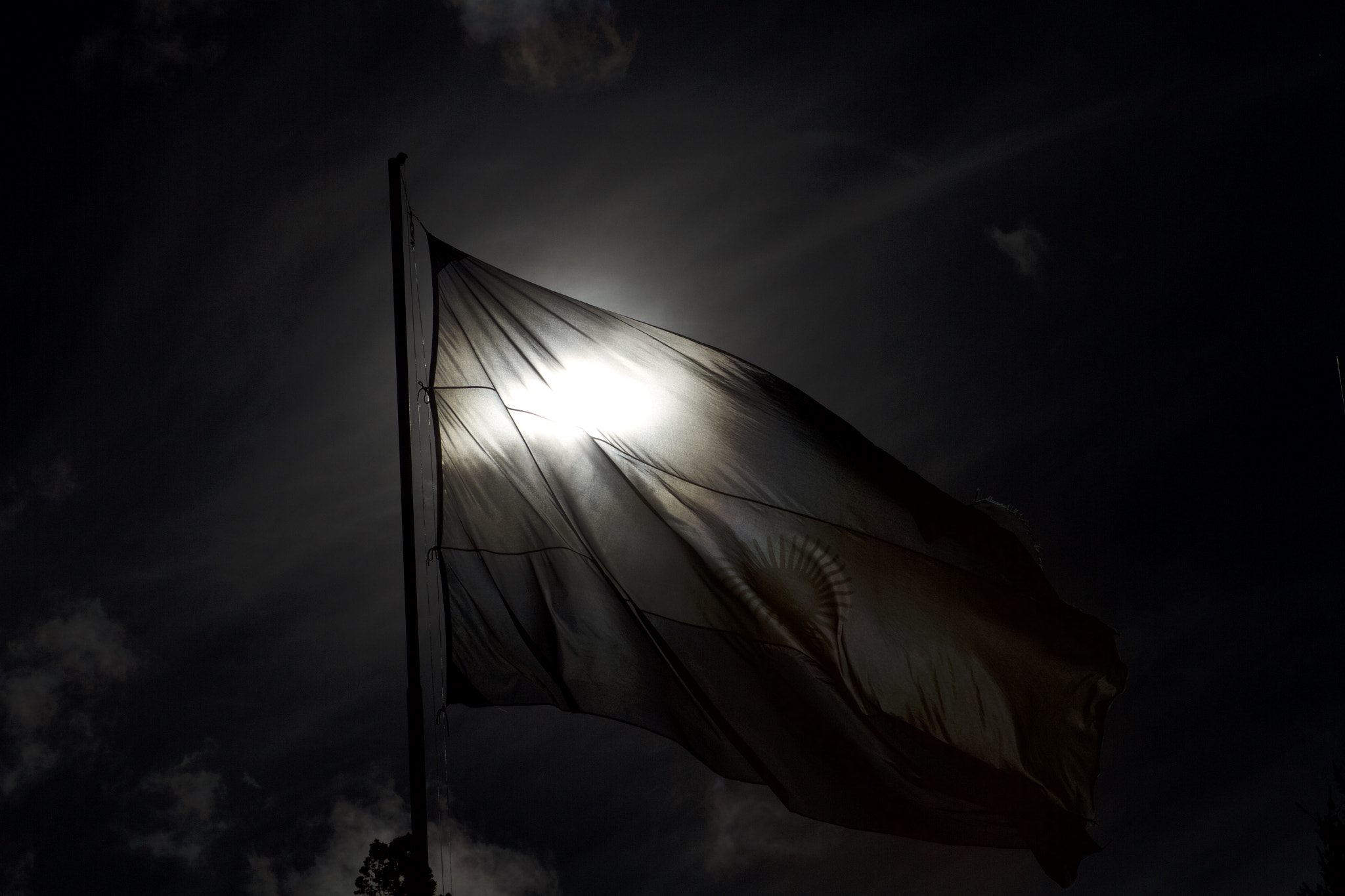 Canon EF 28-135mm F3.5-5.6 IS USM sample photo. Flag photography