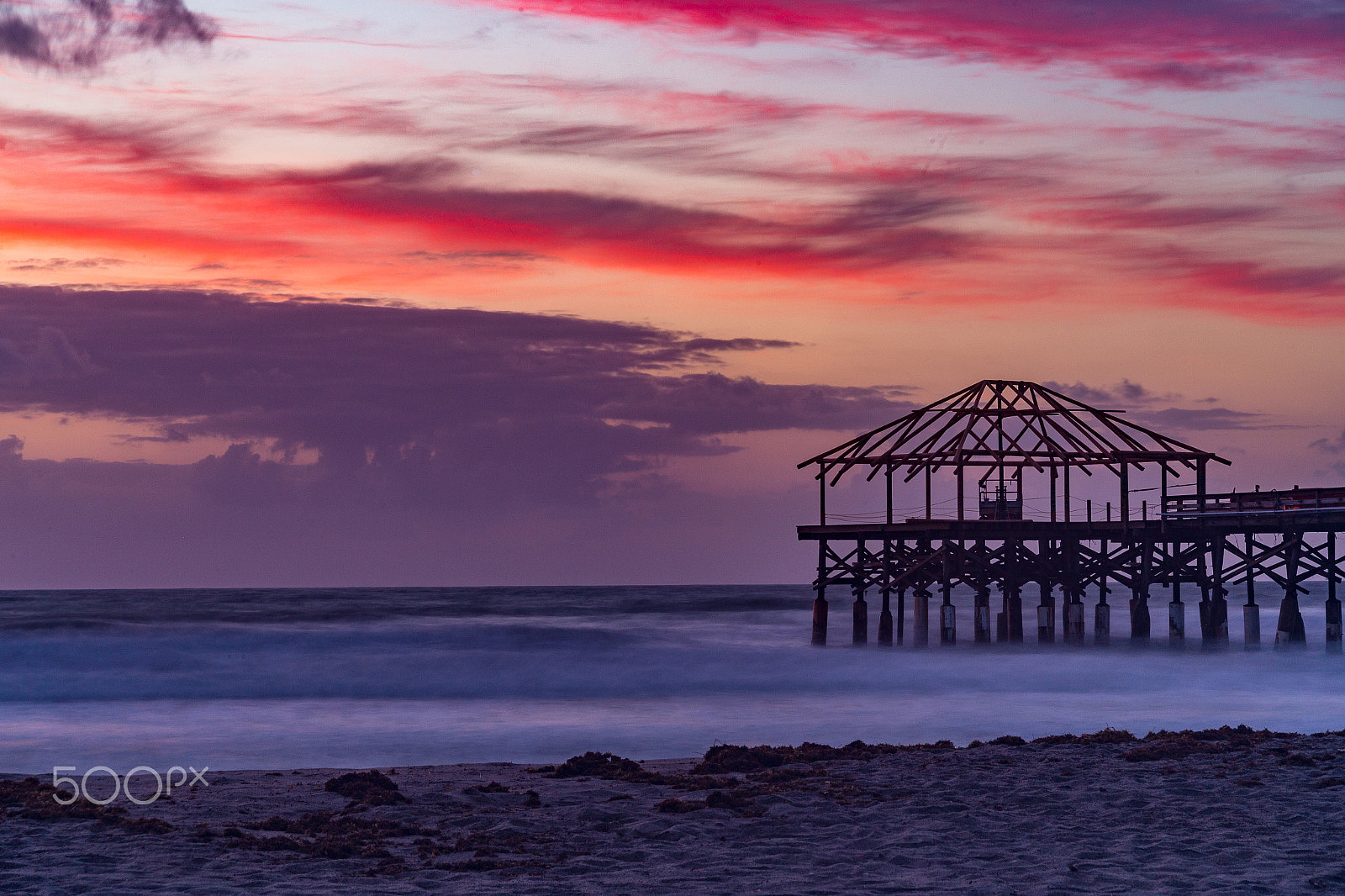 Canon EF 35-135mm f/4-5.6 USM sample photo. Sunrise on the beach photography