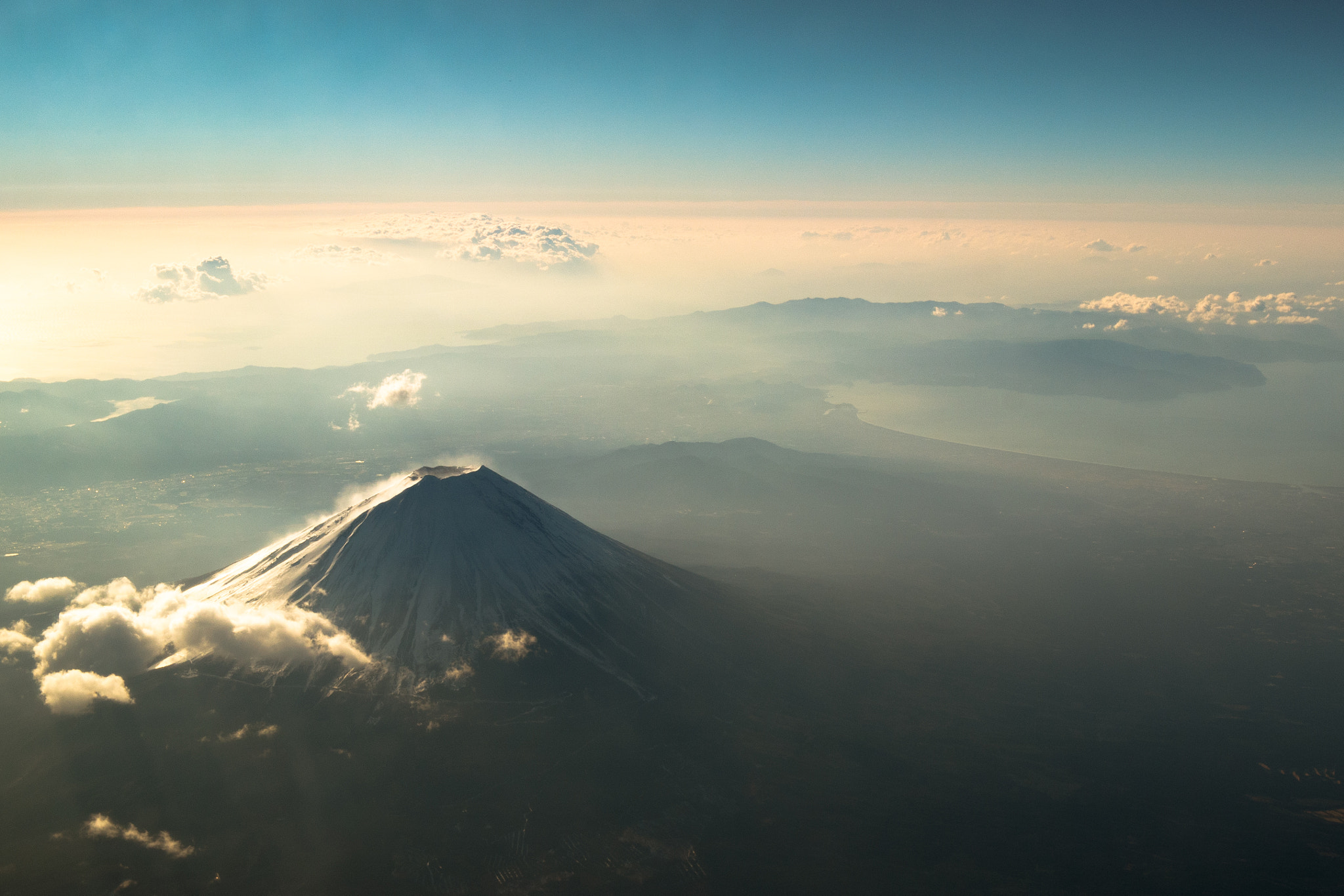 Canon EOS M3 + Canon EF-M 11-22mm F4-5.6 IS STM sample photo. Mt.fuji from the cabin photography