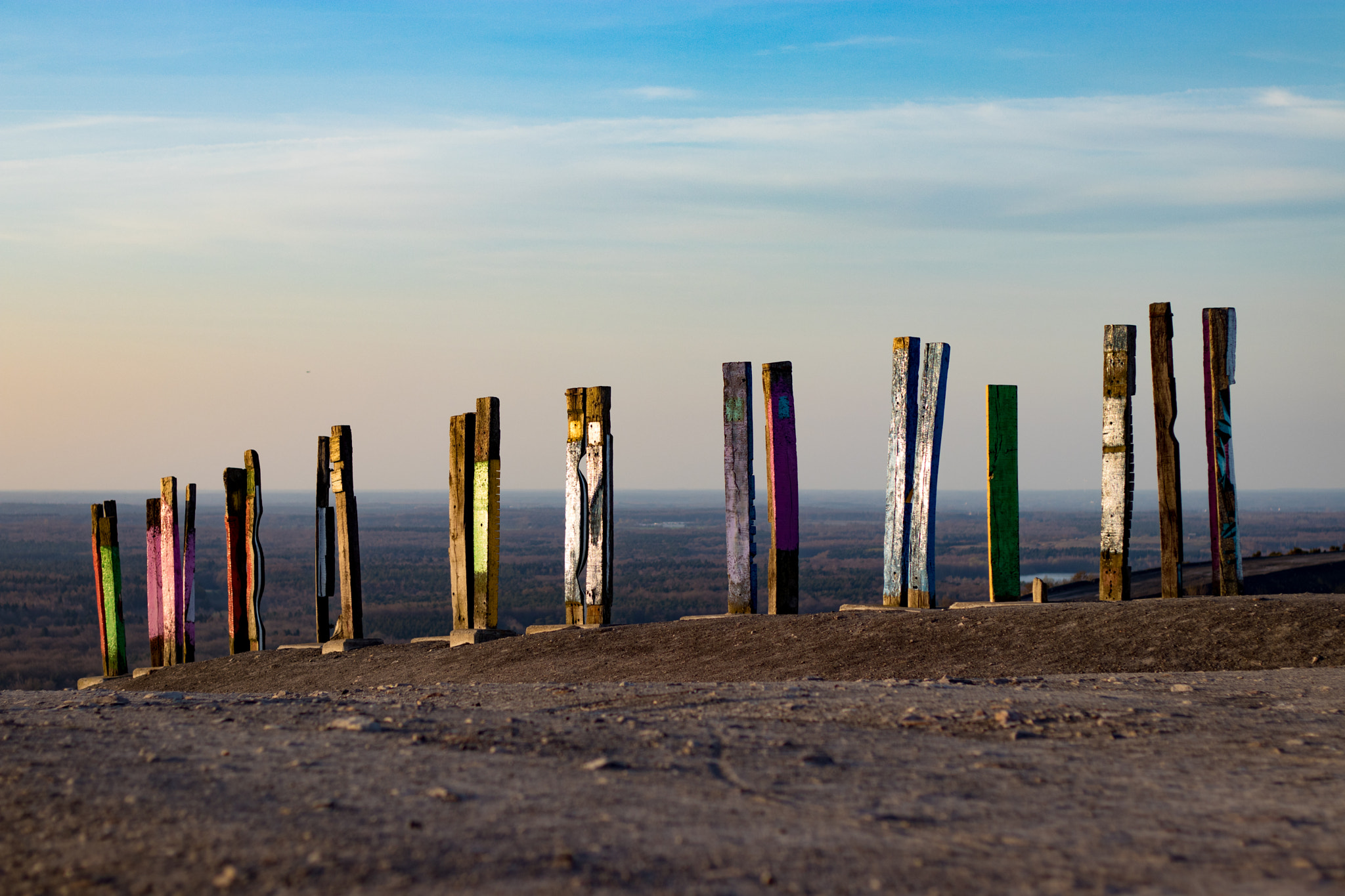 Canon EOS 80D + Canon EF 50mm F1.8 II sample photo. Totems photography