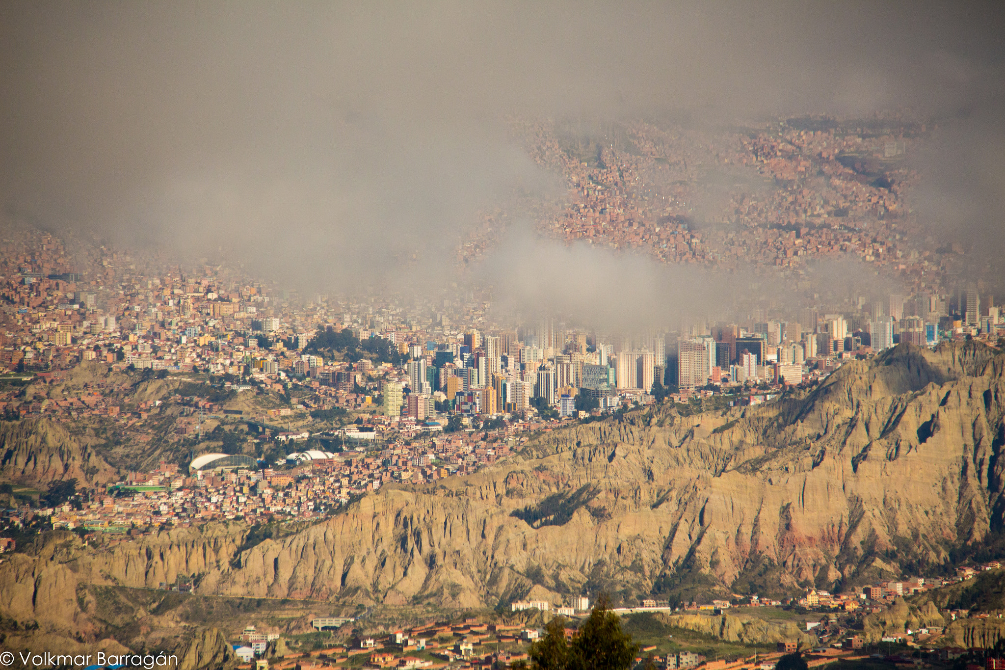 Canon EF-S 18-200mm F3.5-5.6 IS sample photo. La paz photography