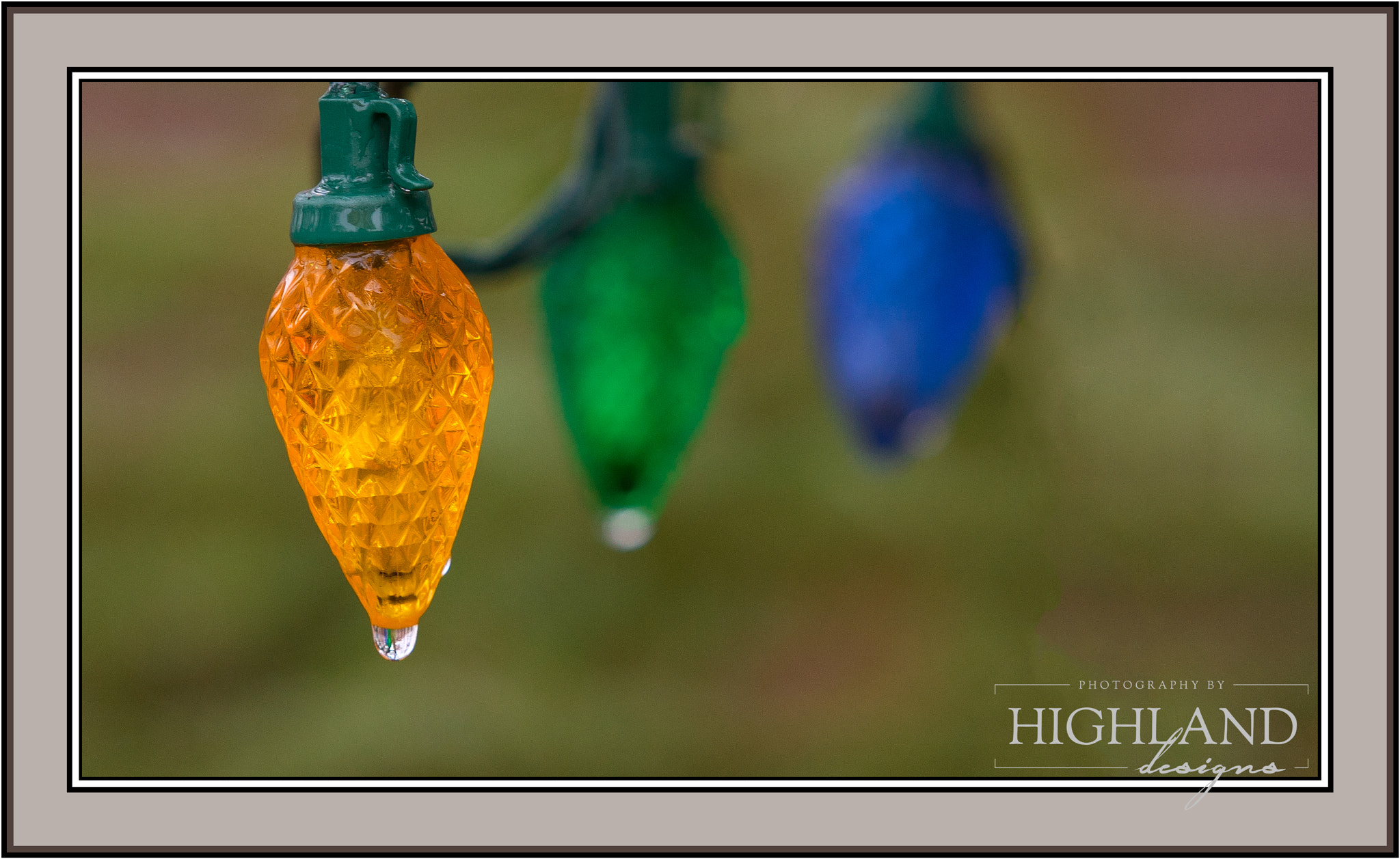 Canon EF 70-200mm F2.8L USM sample photo. Christmas lights photography
