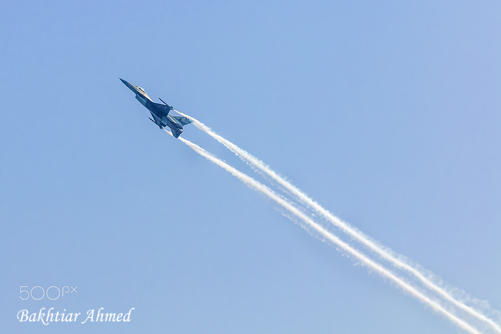 Canon EF 70-300mm F4-5.6 IS USM sample photo. The climb photography
