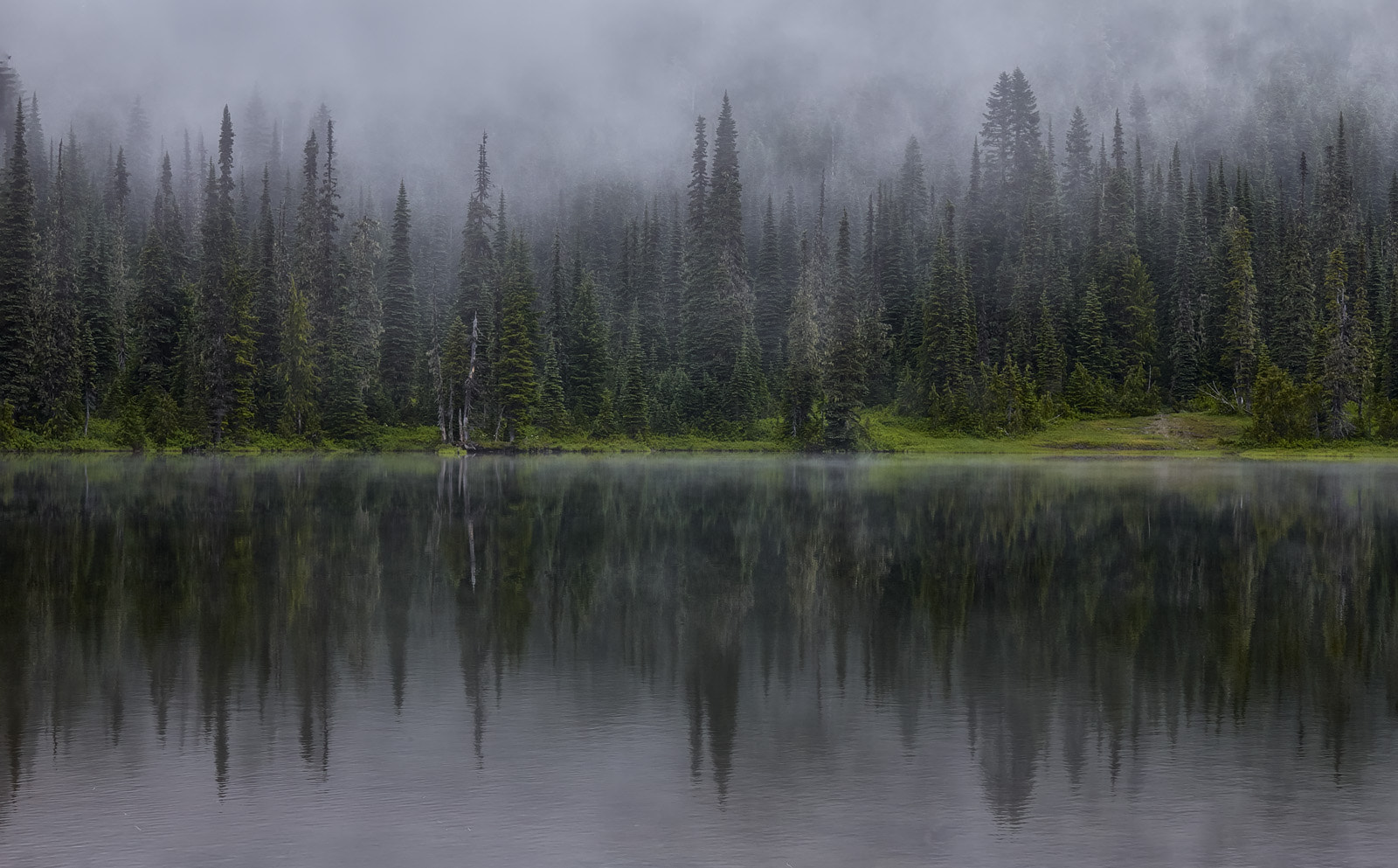Canon EOS 60D sample photo. Magician’s lake photography