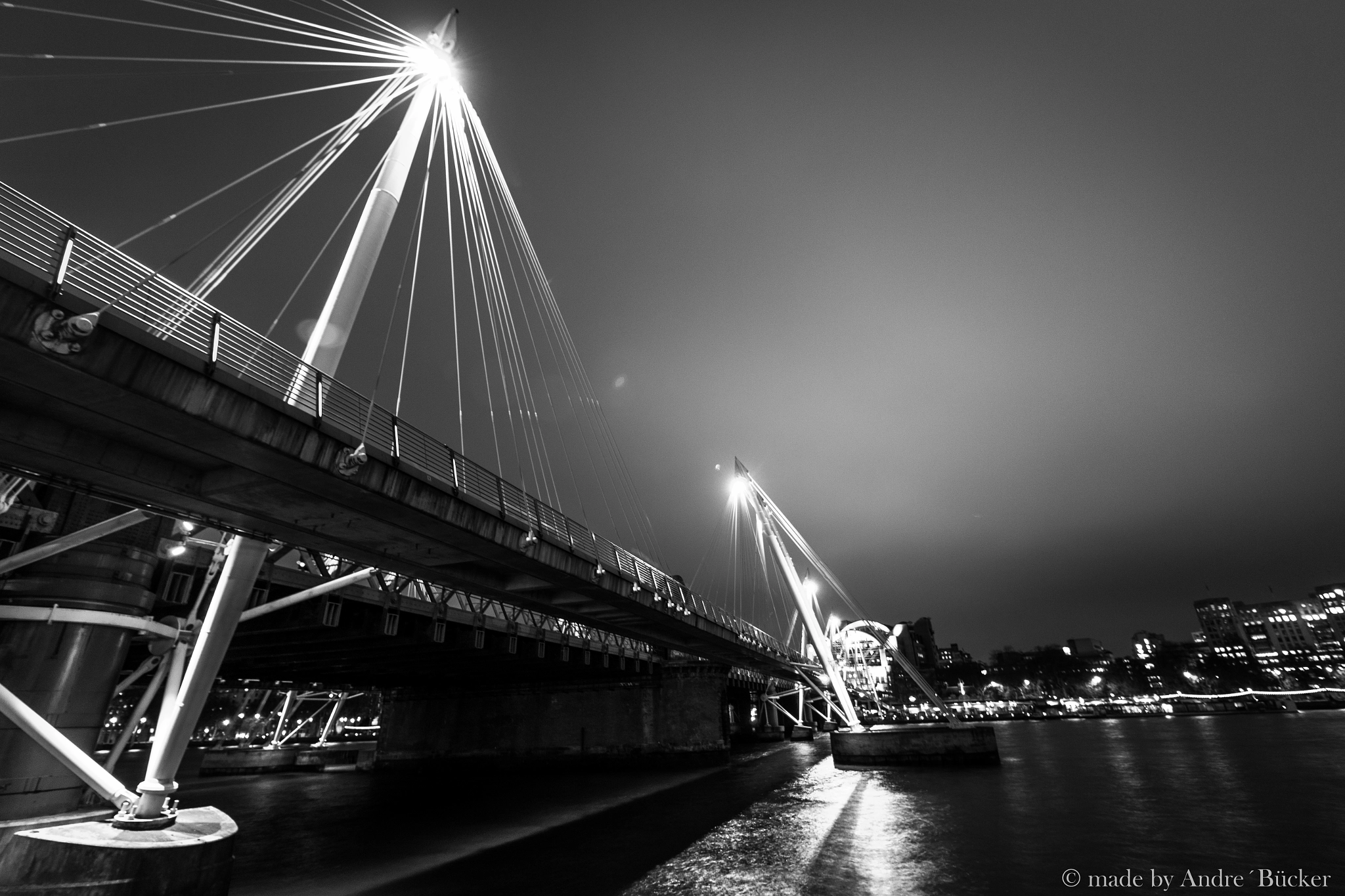 Canon EOS 1200D (EOS Rebel T5 / EOS Kiss X70 / EOS Hi) sample photo. Hungerford bridge london photography