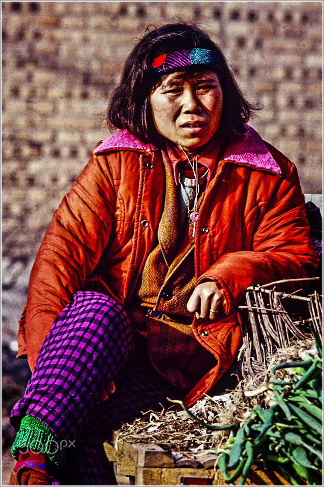 Canon EOS 5D Mark II sample photo. Market woman in peking photography