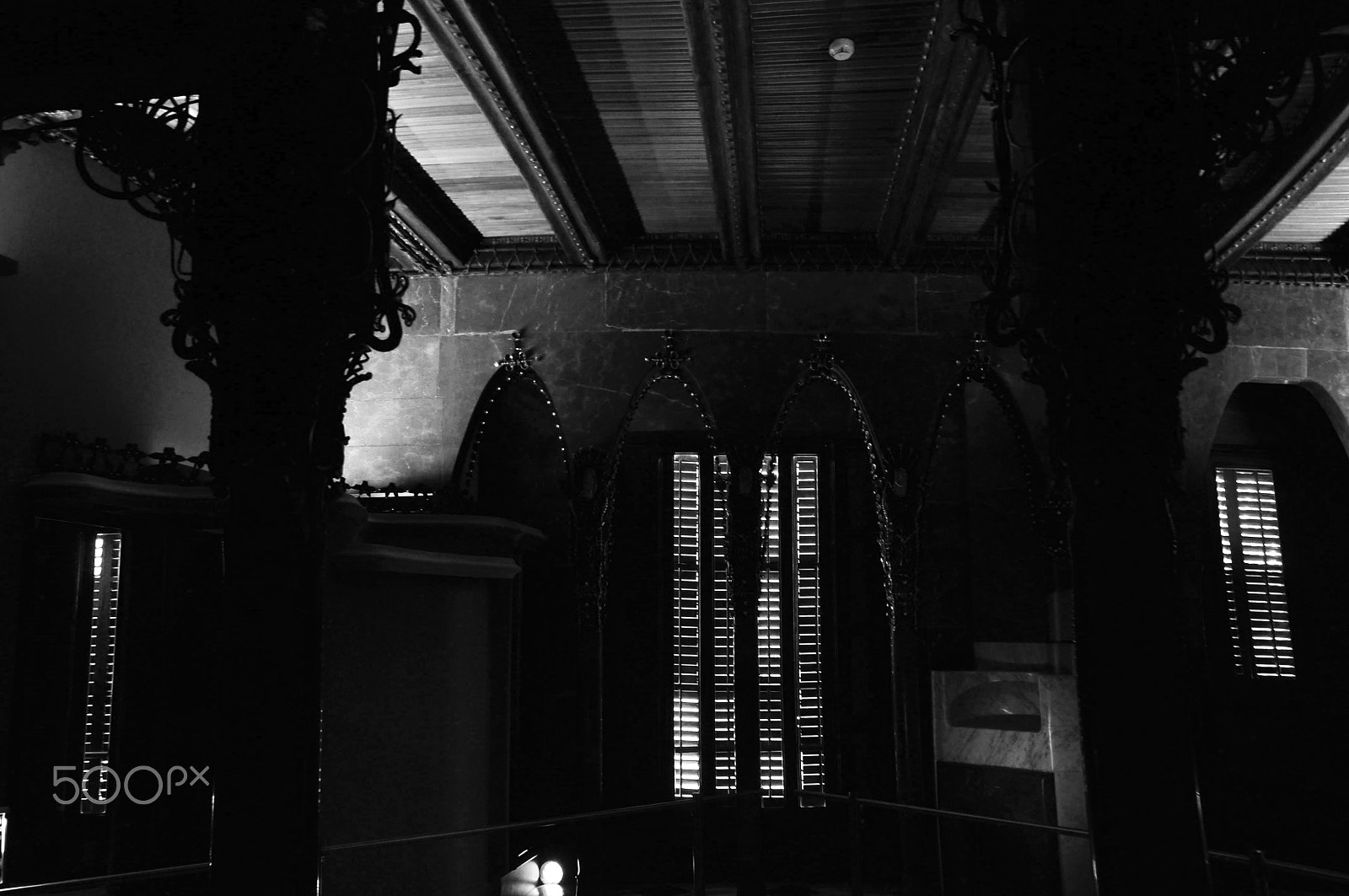 Nikon D90 sample photo. Perspective's filtering light photography