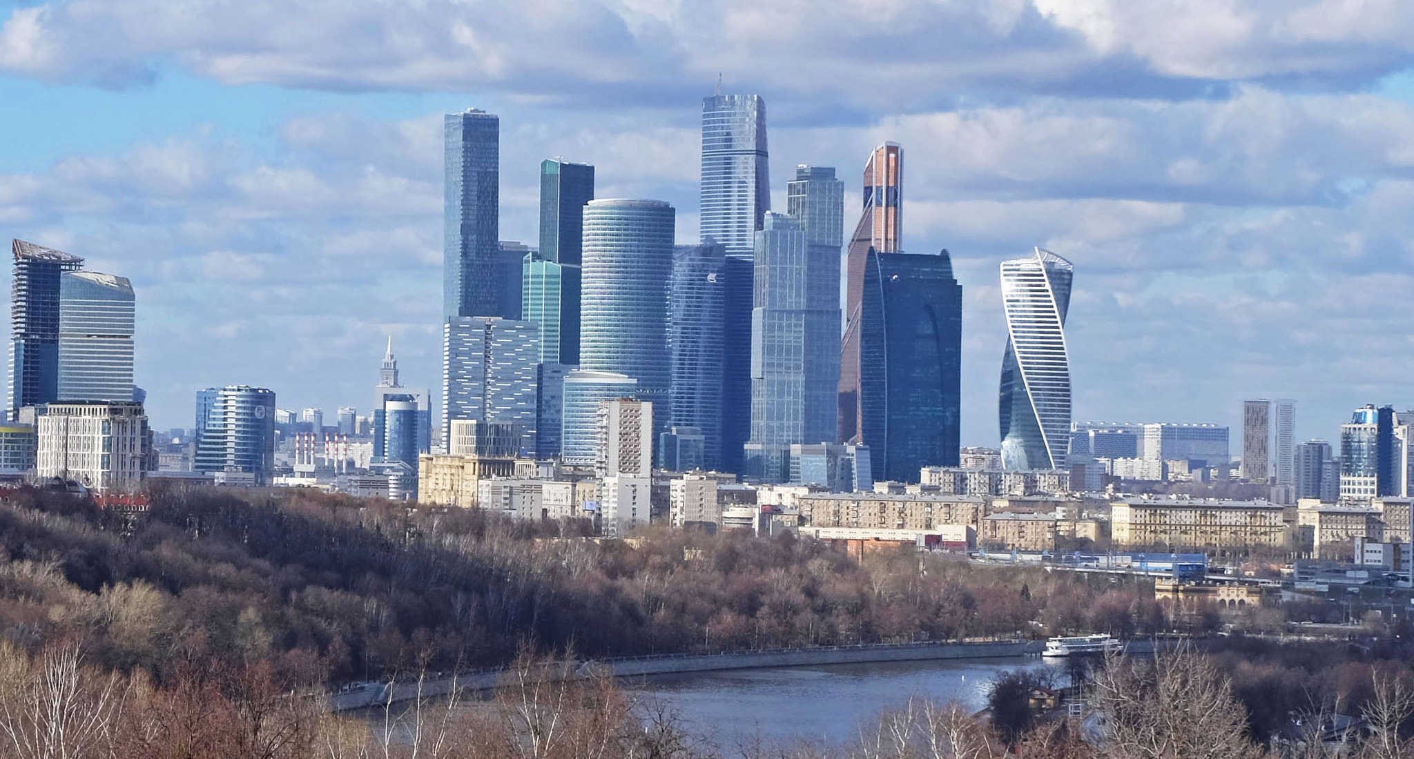 Fujifilm XC 16-50mm F3.5-5.6 OIS sample photo. Moscow city photography