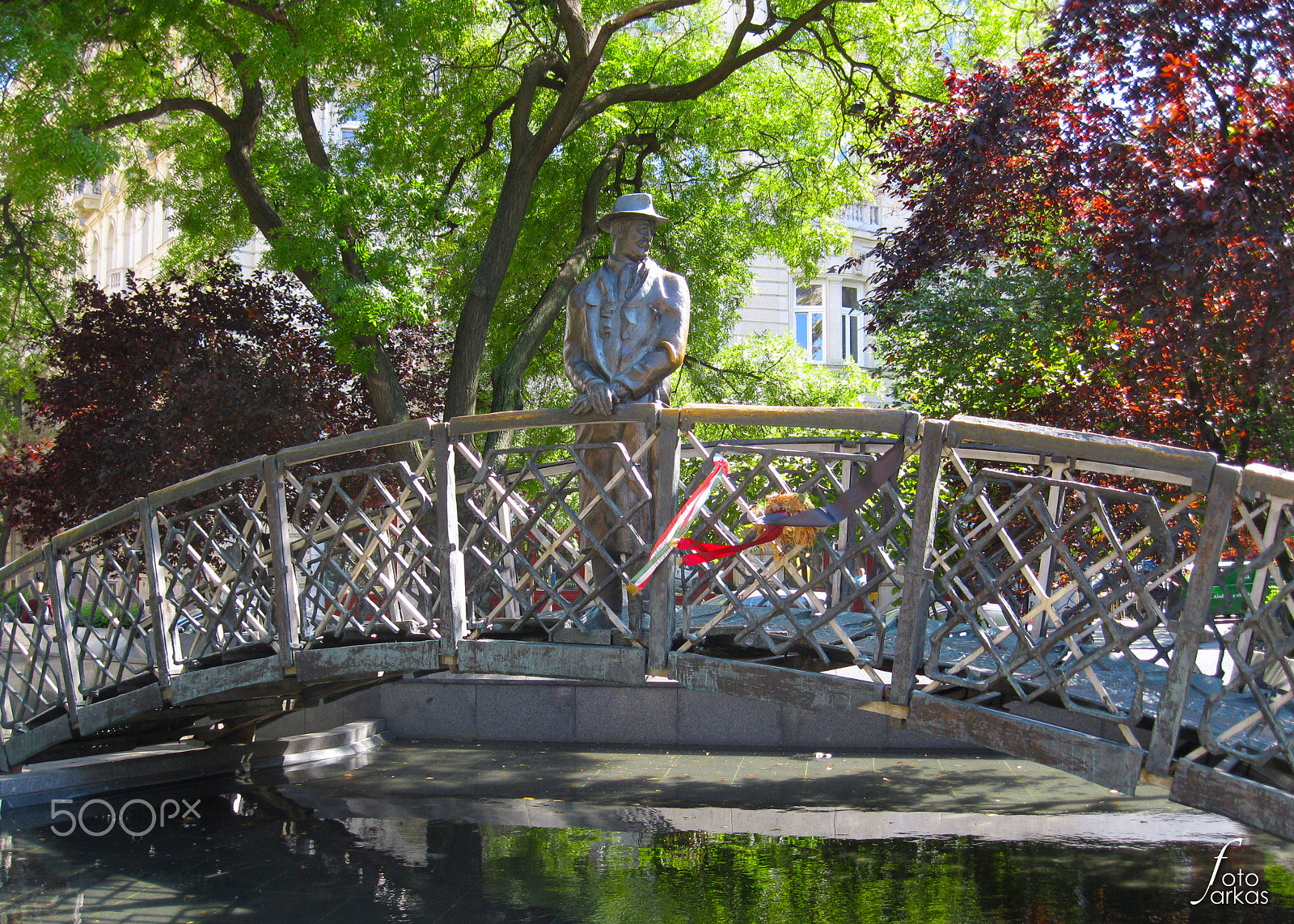 Canon PowerShot A3100 IS sample photo. The man on the bridge photography