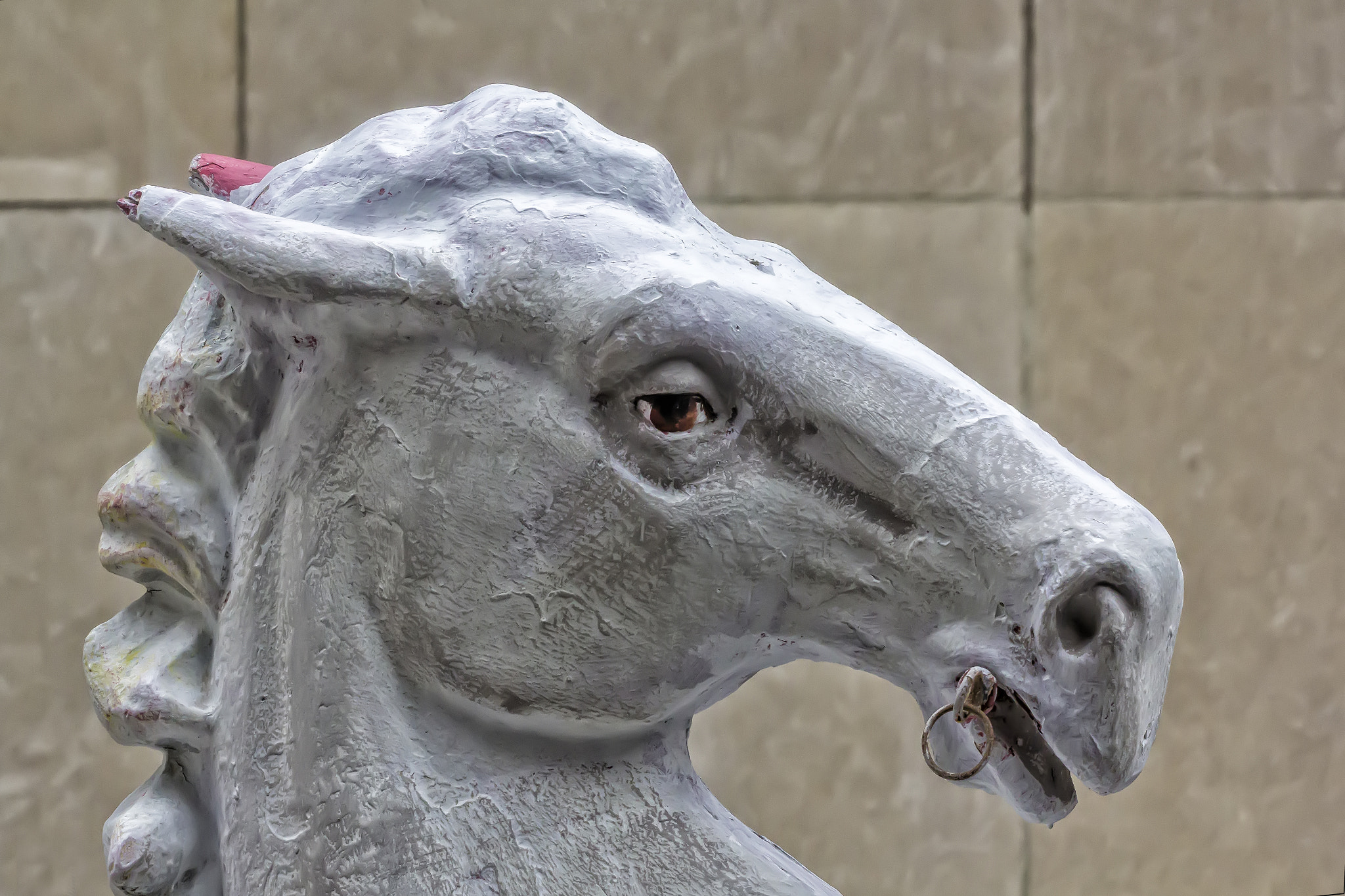 Canon EOS 60D sample photo. Horse statue photography