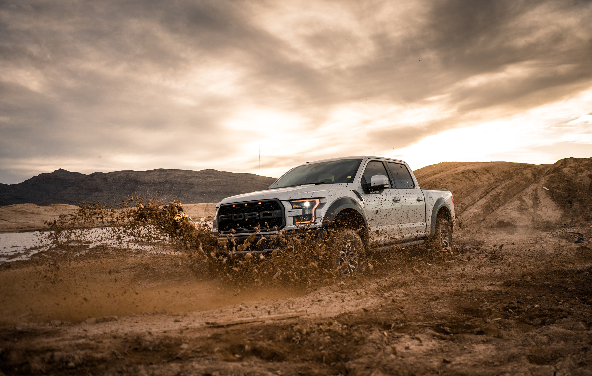 Sony FE 28mm F2 sample photo. Velociraptor photography