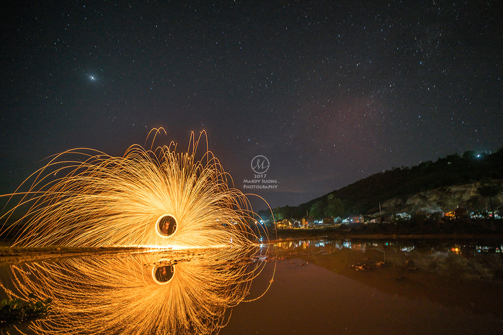 Sony a7R II sample photo. Steel wool and stars at phnom krom ! photography