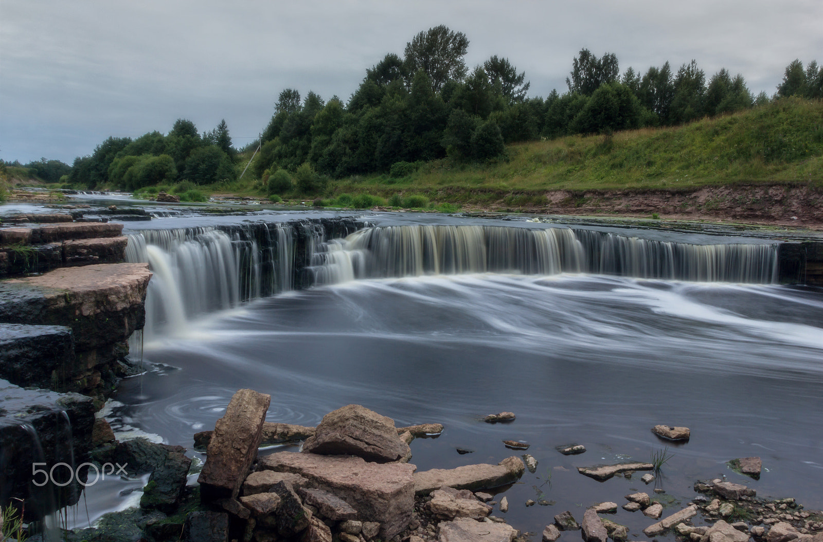 Canon EOS 550D (EOS Rebel T2i / EOS Kiss X4) sample photo. Waterfall photography