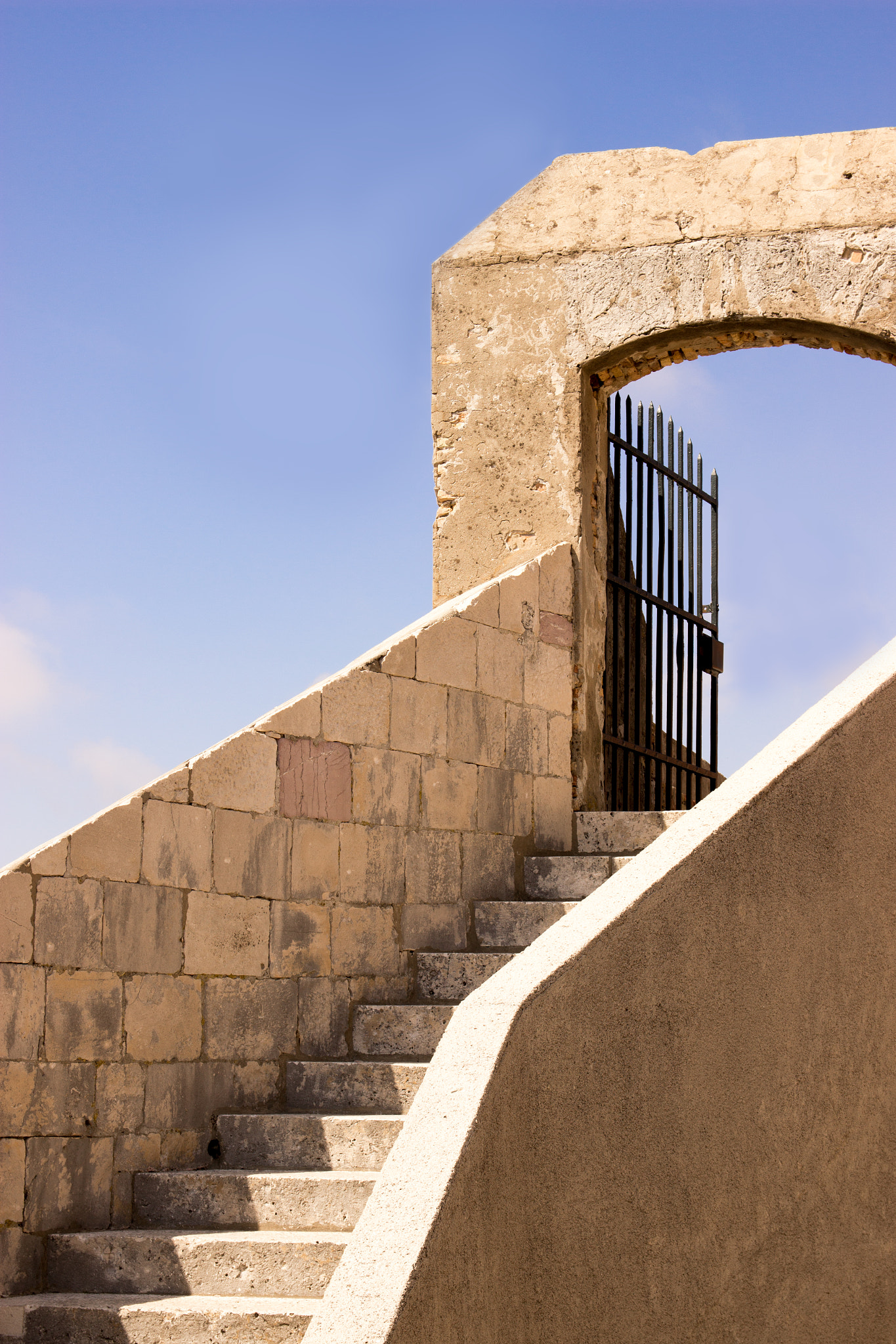 Canon EF-S 17-55mm F2.8 IS USM sample photo. Stairway to heaven // dubrovnik photography