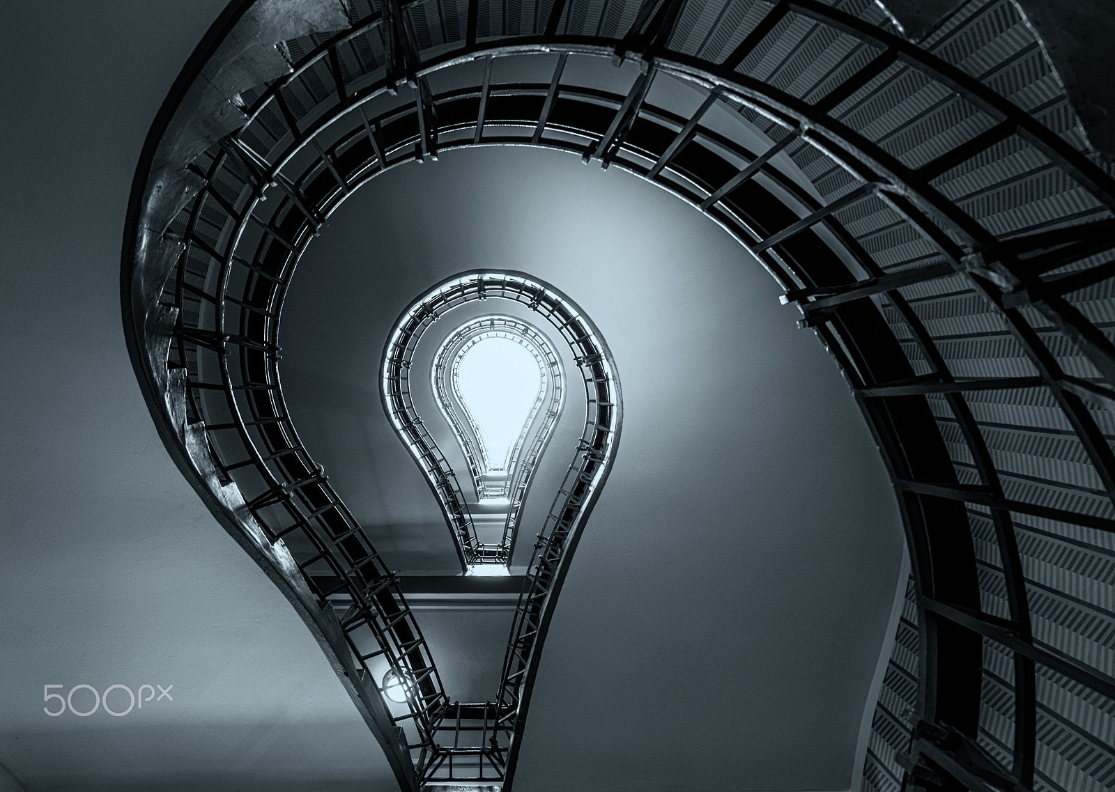 Olympus OM-D E-M5 II sample photo. Lightbulb staircase photography