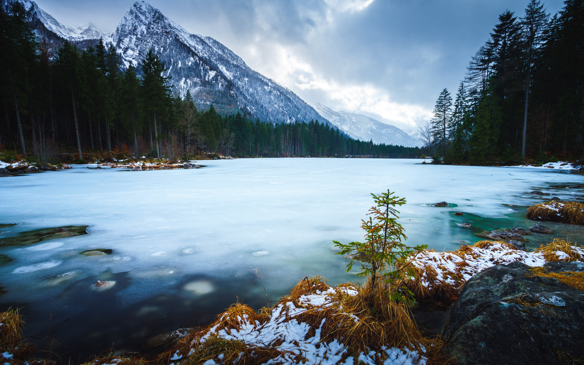 Sony a7 II sample photo. Frozen hintersee photography