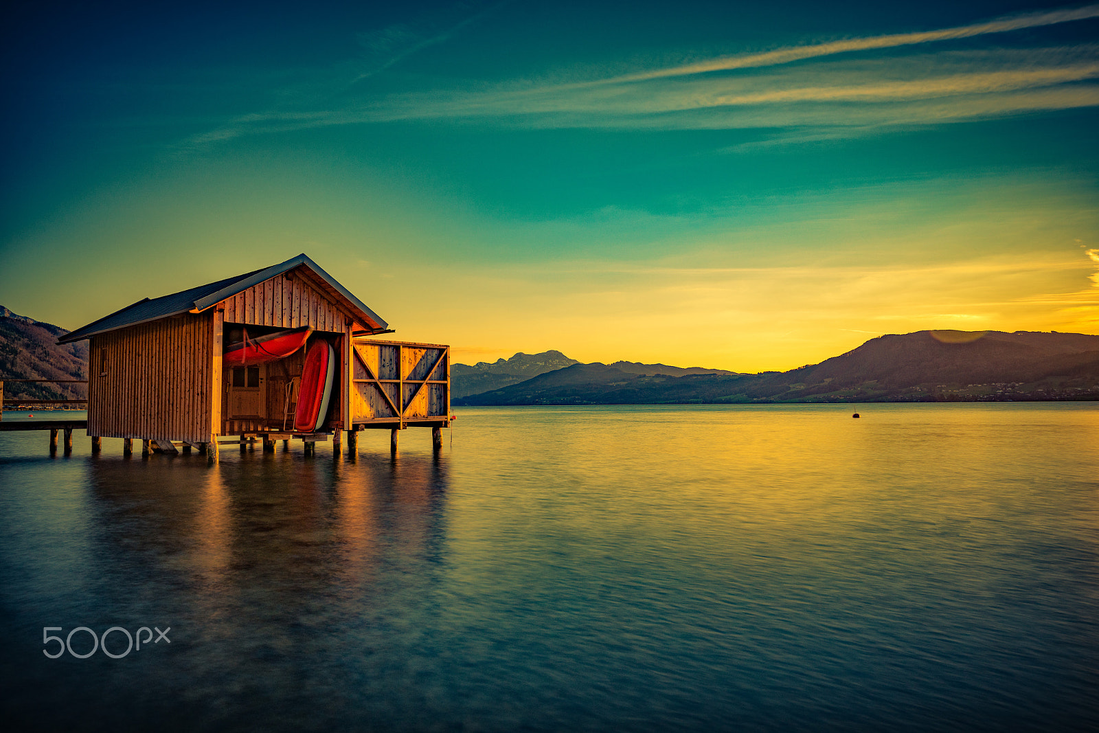 Sony a7R II + Sony Vario-Tessar T* FE 16-35mm F4 ZA OSS sample photo. Attersee live märz photography