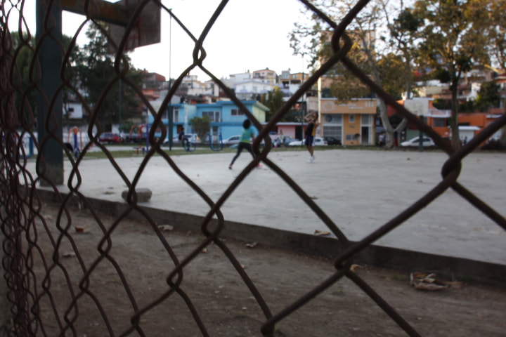 Canon EOS 60D sample photo. La red photography