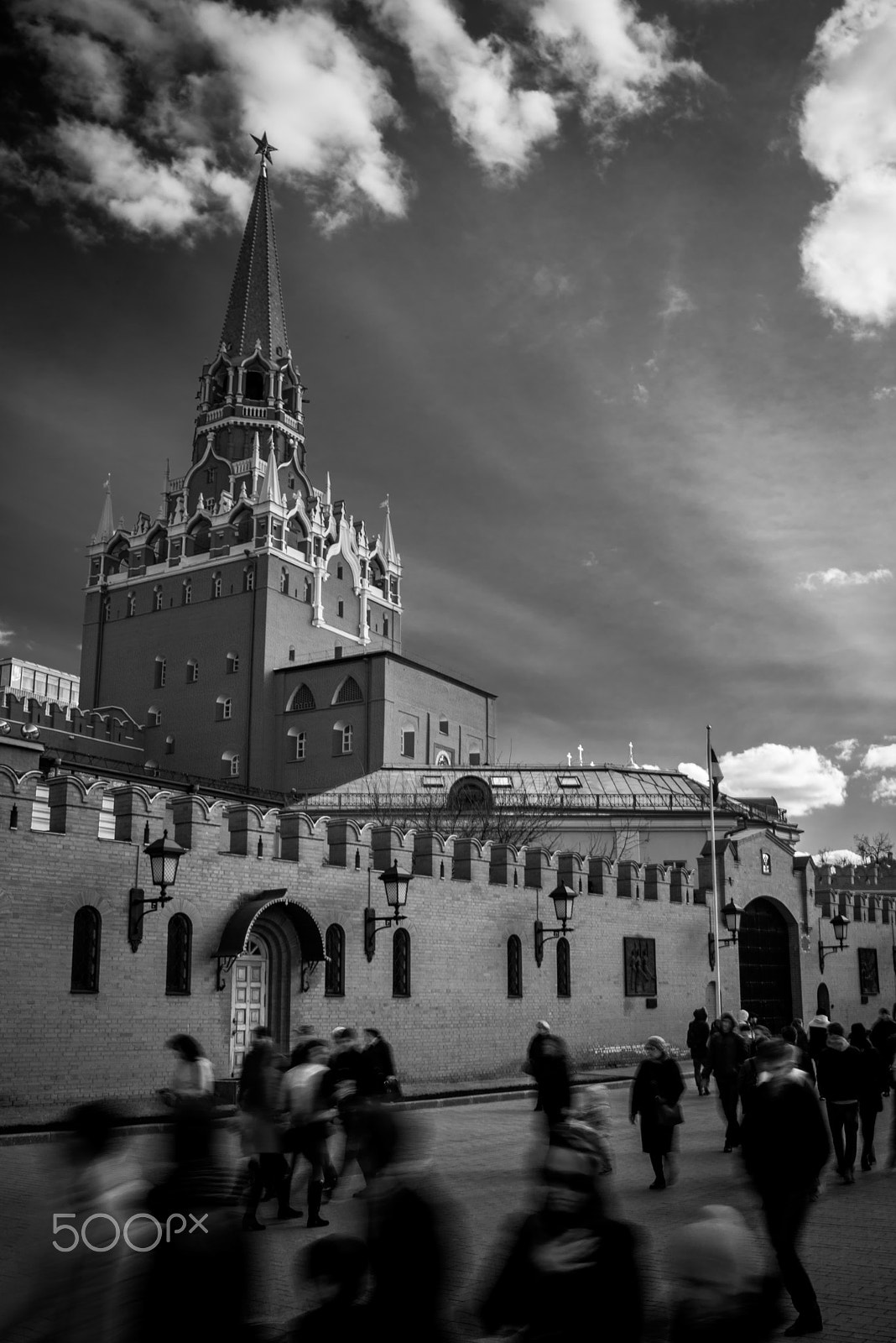 AF Zoom-Nikkor 35-70mm f/3.3-4.5 N sample photo. The kremlin rush photography