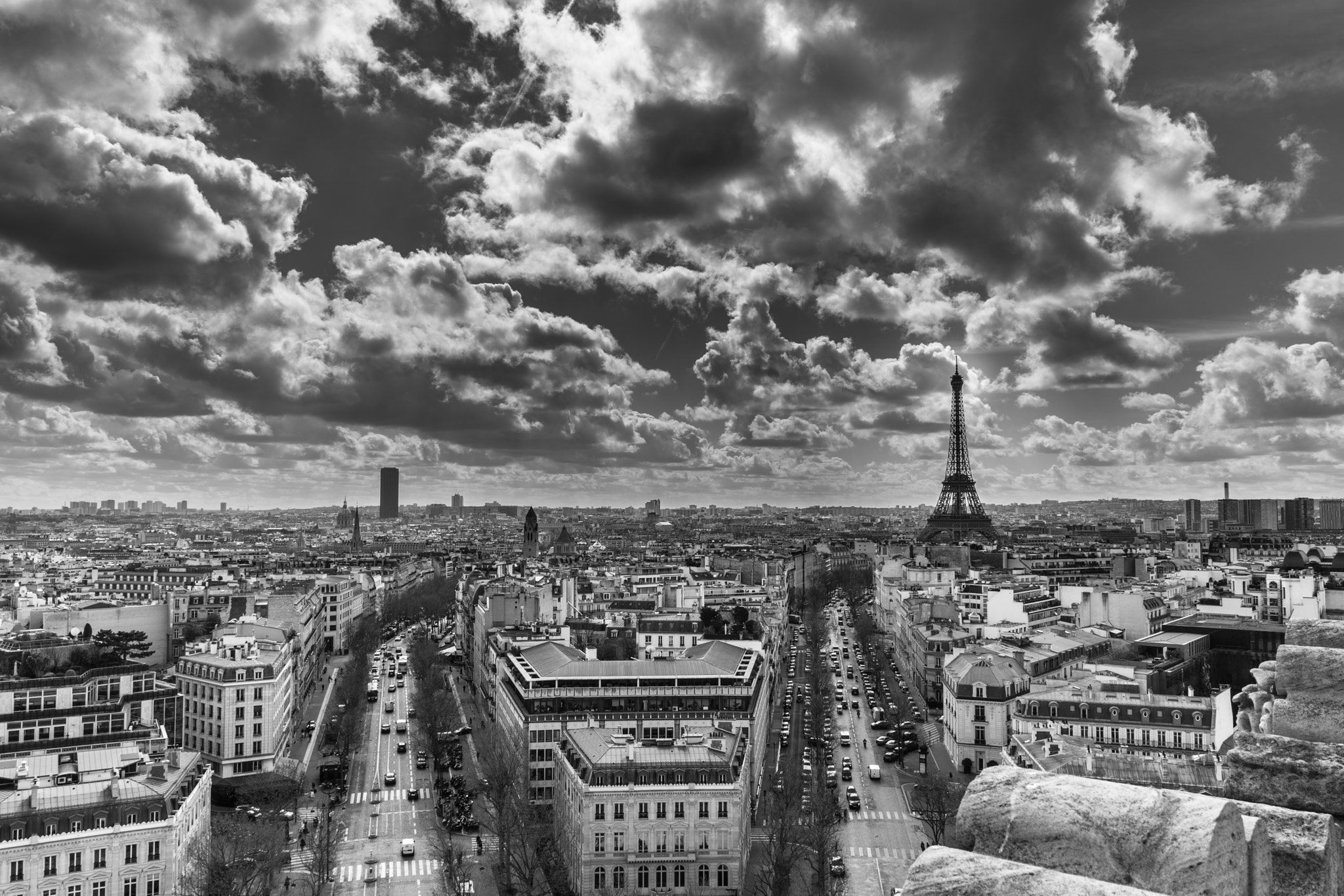 Sony a7 II + Sony FE 28mm F2 sample photo. La tour eiffel, paris photography