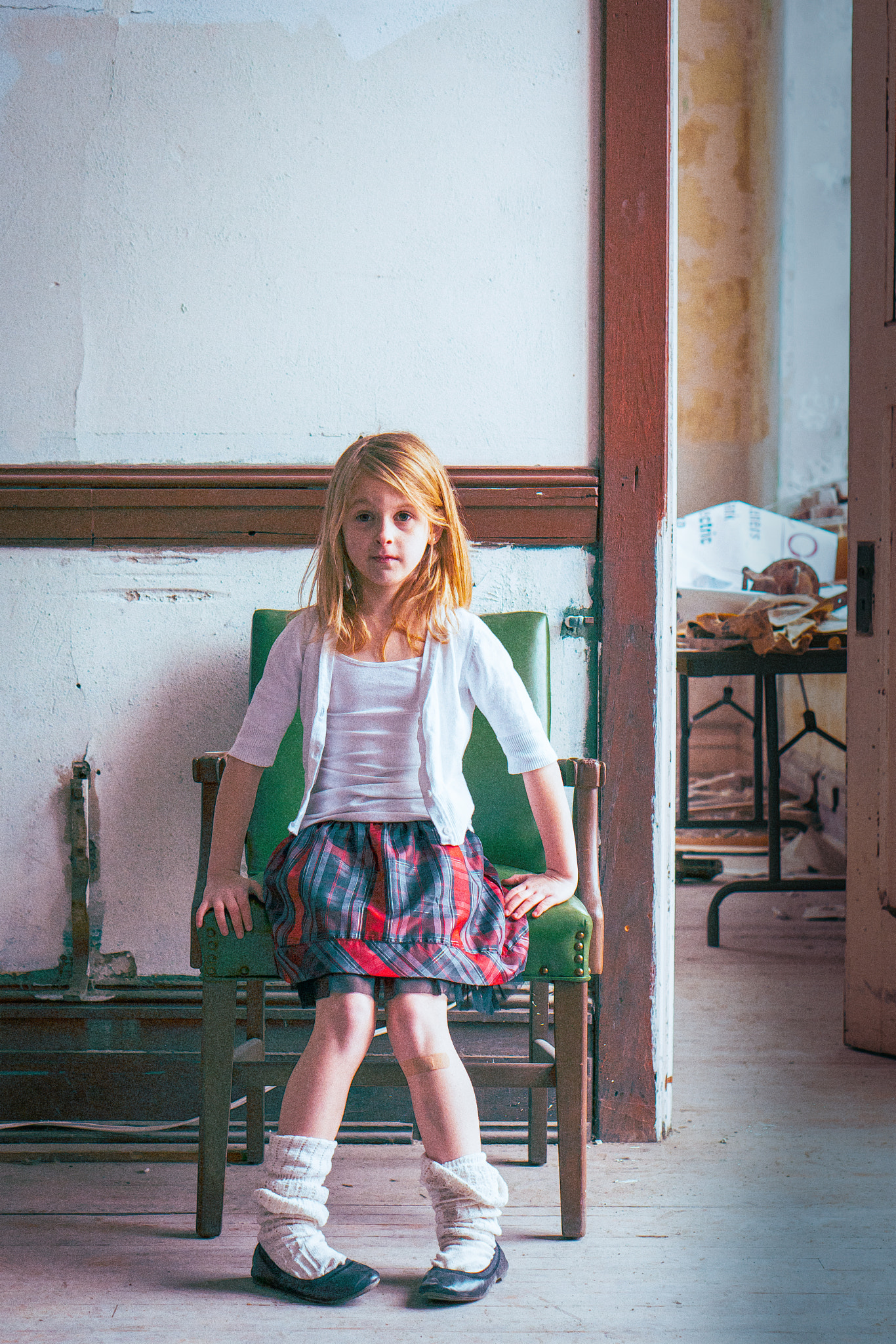 Sony a6300 + E 50mm F1.8 OSS sample photo. Hannah outside the principal's office photography
