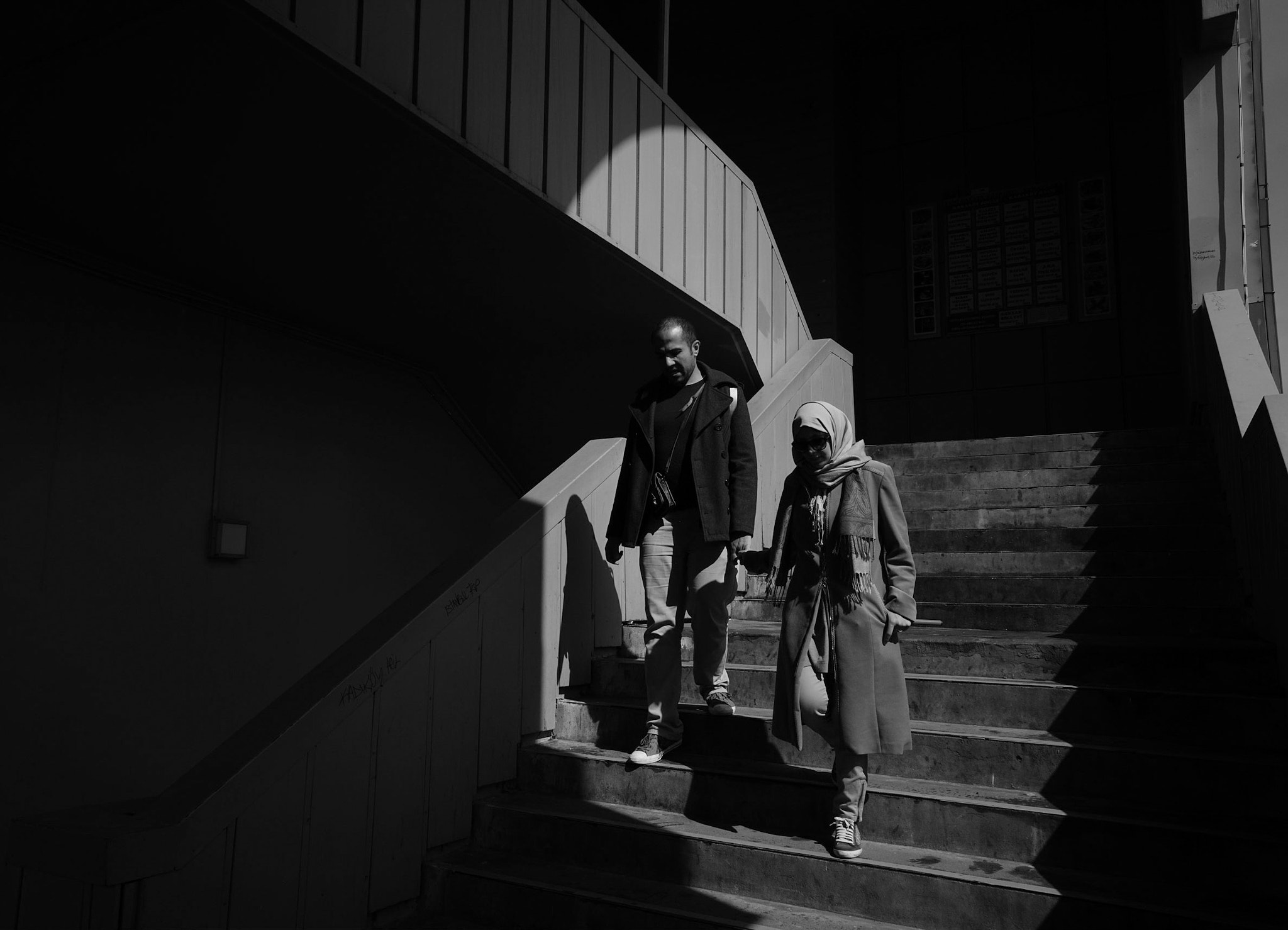 Sony a7R II + Sony Vario-Tessar T* FE 16-35mm F4 ZA OSS sample photo. Light & shadow photography