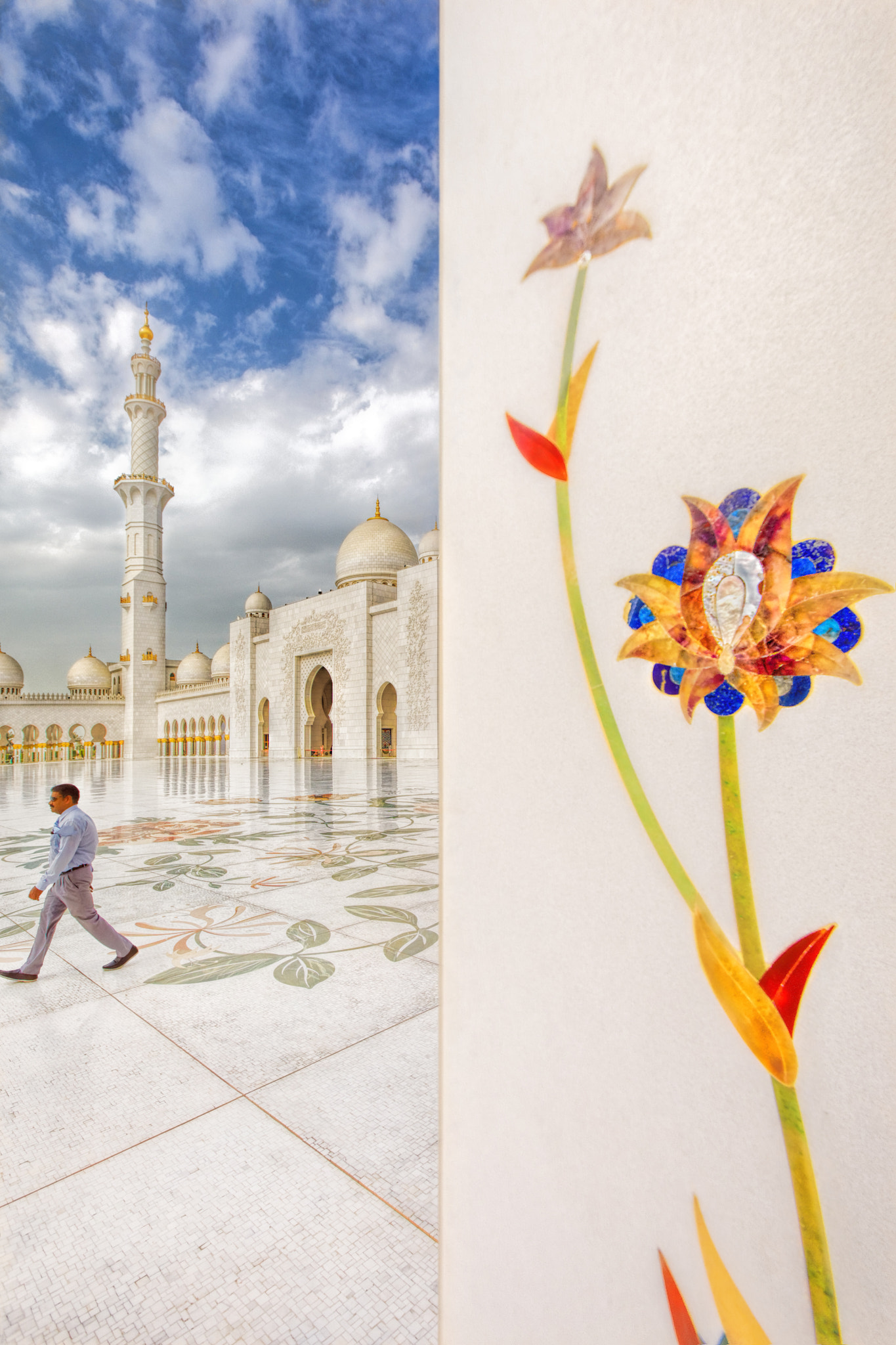 Canon EOS 5D Mark IV + Canon EF 16-35mm F2.8L USM sample photo. Sheikh zayed mosque abu dhabi photography