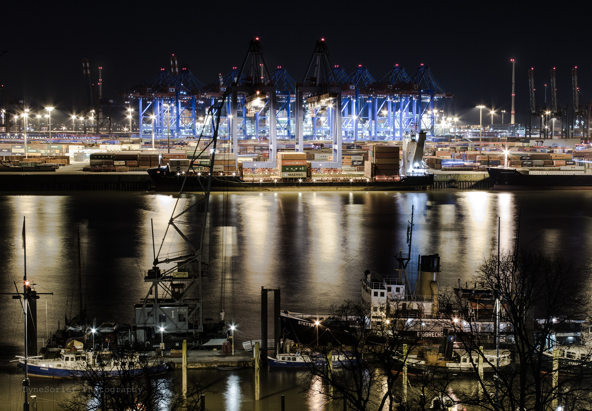 Canon EF-S 18-55mm F3.5-5.6 III sample photo. Kranlandschaft photography