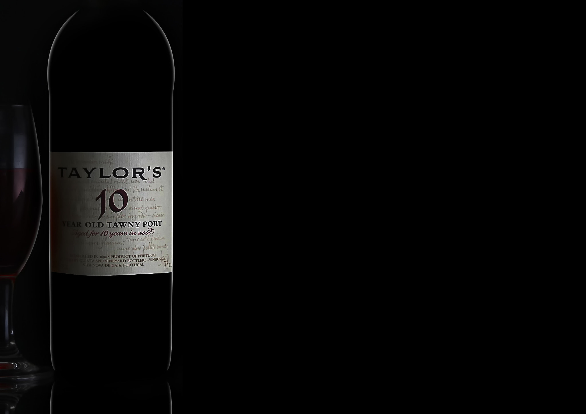 Sigma 18-35mm f/1.8 DC HSM sample photo. Wine photography