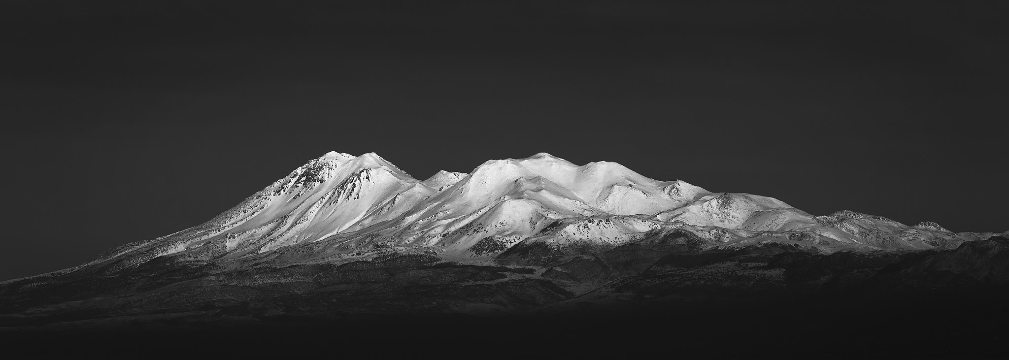 Canon EOS 6D + Canon EF 70-200mm F4L IS USM sample photo. Niğde photography