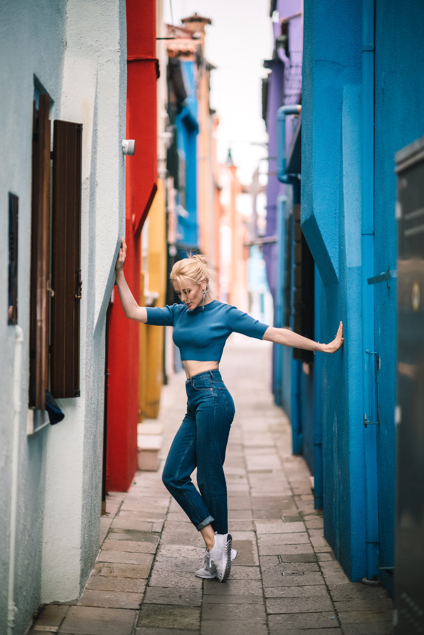 Nikon D750 + Nikon AF-S Nikkor 85mm F1.4G sample photo. Burano girl photography