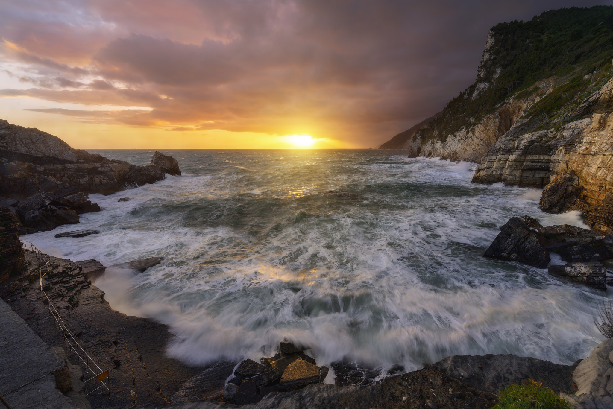 Tamron SP 15-30mm F2.8 Di VC USD sample photo. Byron photography