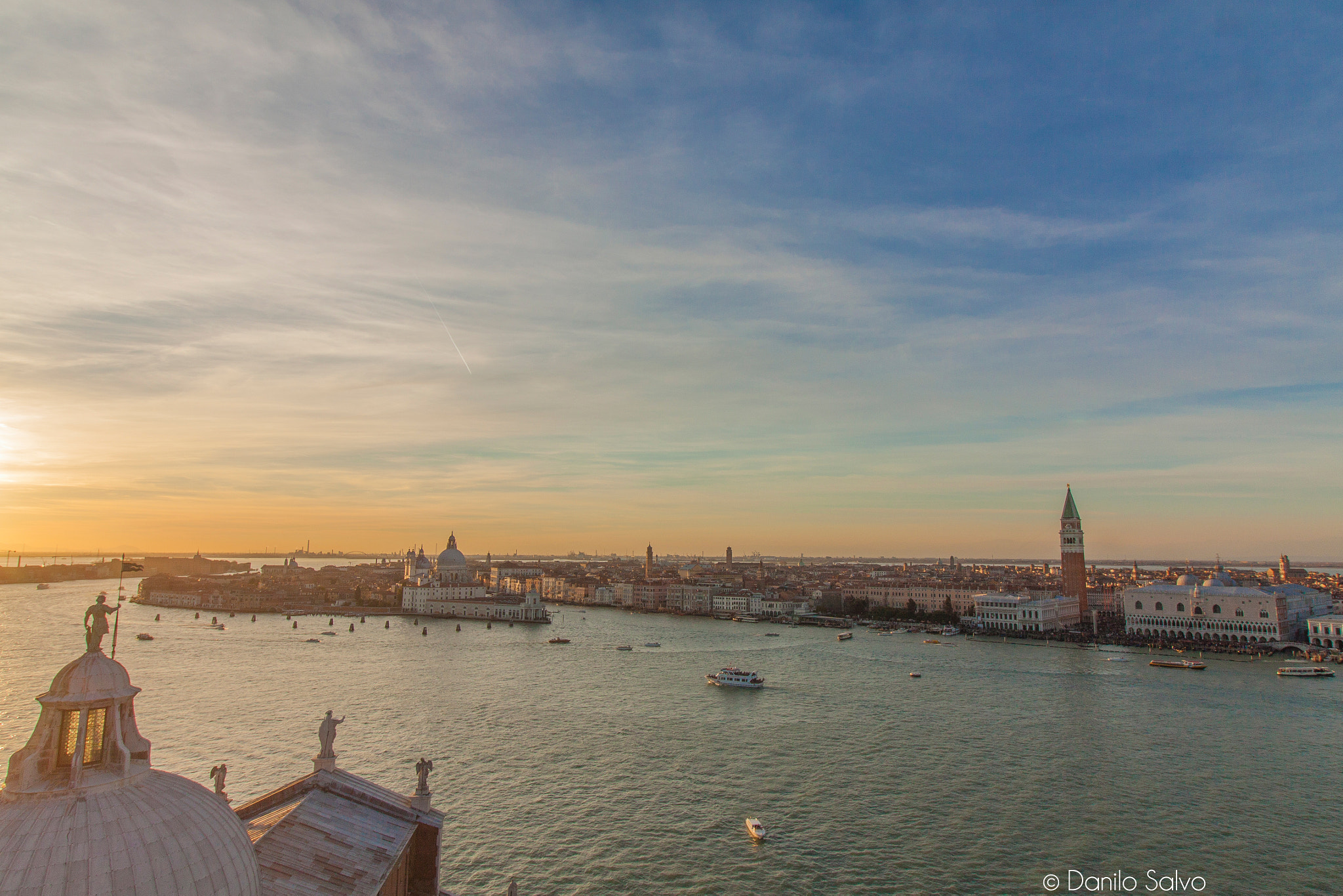 Canon EOS 50D + Canon EF-S 10-18mm F4.5–5.6 IS STM sample photo. Ritornerò venezia! photography