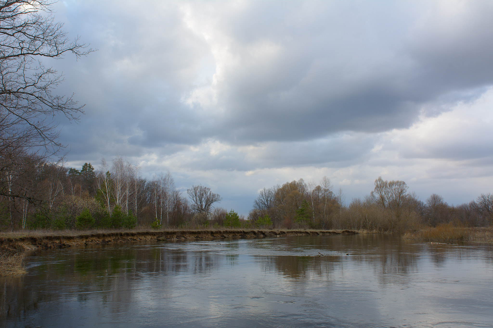 Nikon AF-S Nikkor 24-70mm F2.8G ED sample photo. Spring river photography