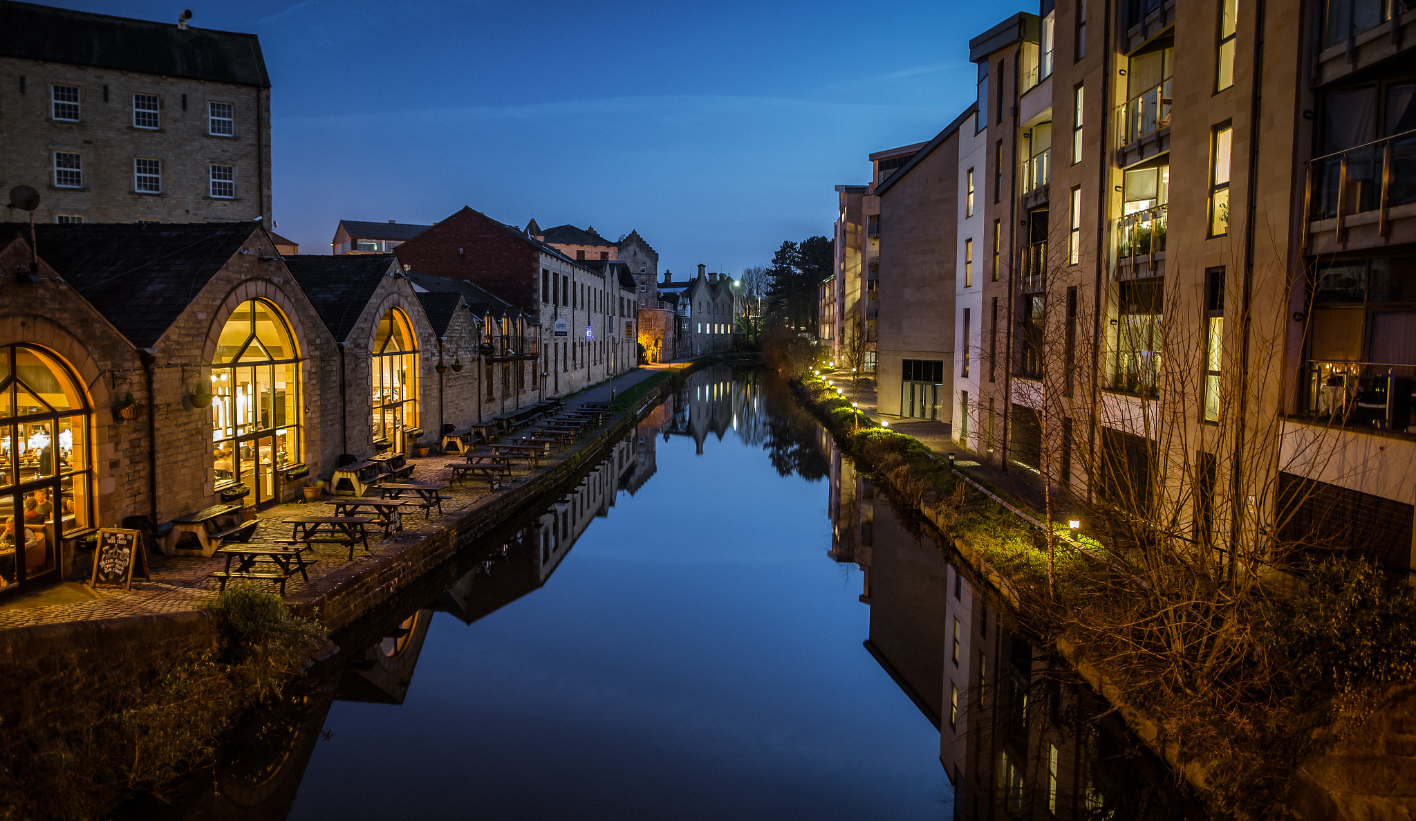 Sigma 24mm F1.4 DG HSM Art sample photo. Canal photography