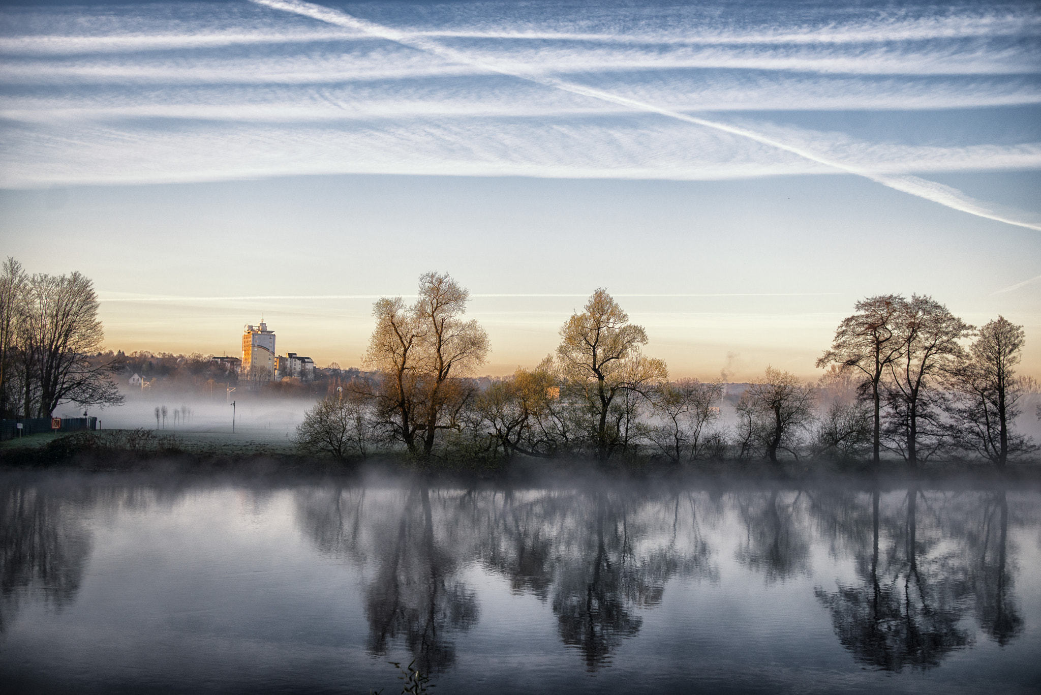 Nikon D600 + Nikon AF Nikkor 35mm F2D sample photo. Morning fog on river ruhr 5 photography