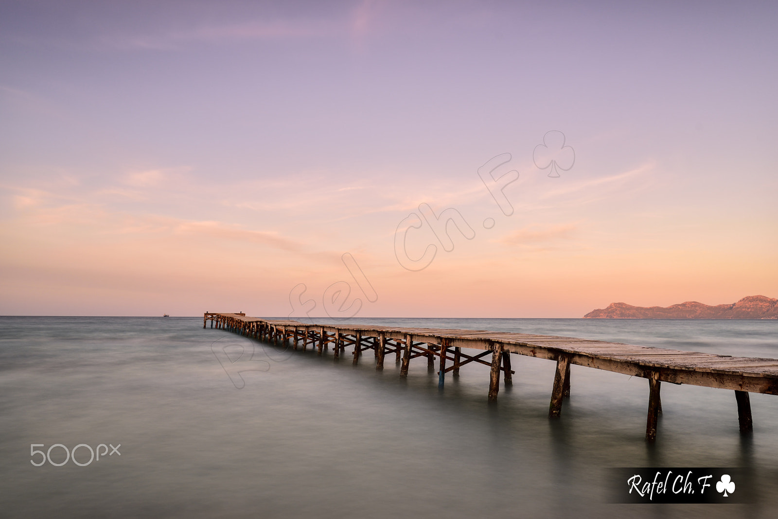 Nikon AF-S Nikkor 18-35mm F3.5-4.5G ED sample photo. Catifa cap al mar photography