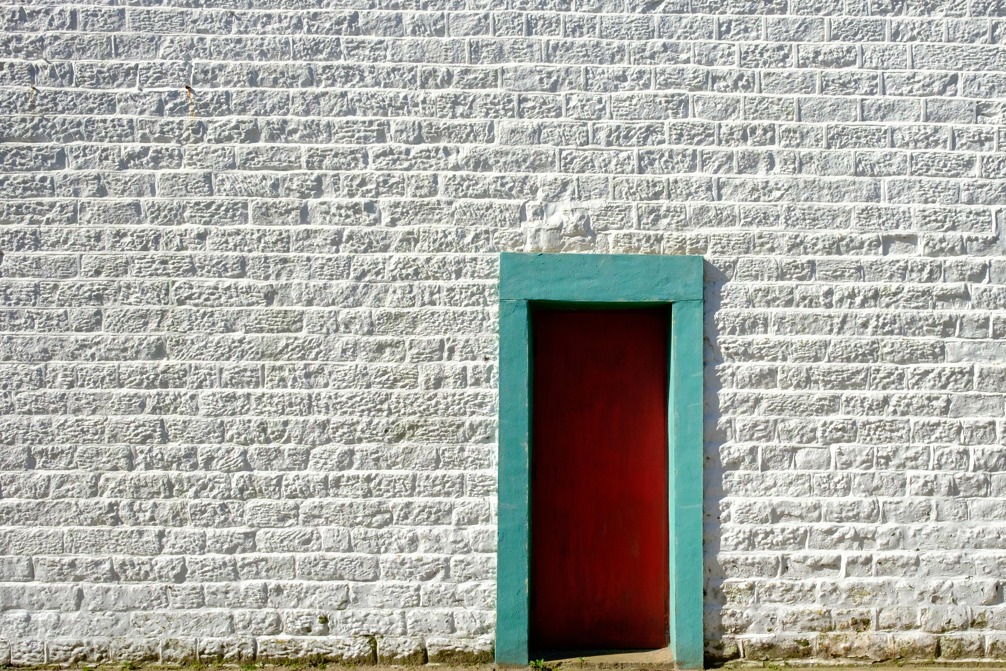 Fujifilm X-T1 + Fujifilm XF 14mm F2.8 R sample photo. The door photography