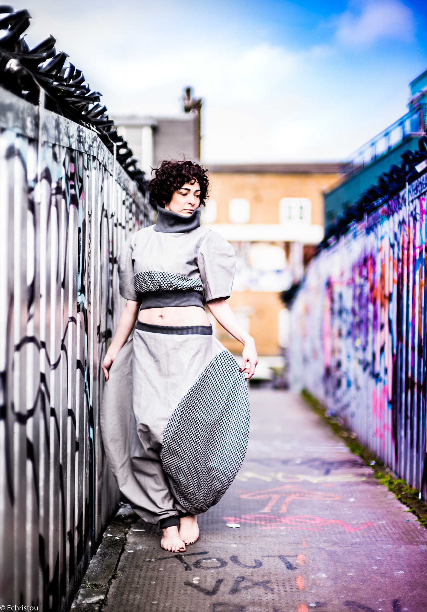 Leica Noctilux-M 50mm F0.95 ASPH sample photo. Urban street fashion photography