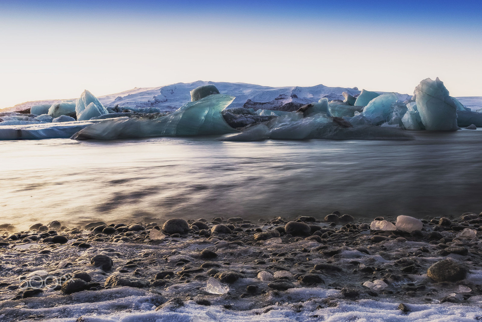 ZEISS Touit 12mm F2.8 sample photo. Glacier lagoon - jökulsárlón photography