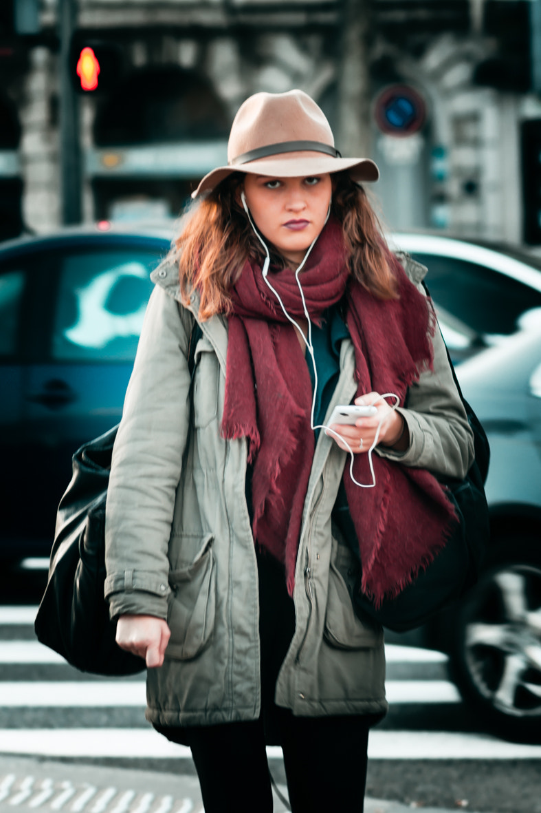 Canon EOS 70D + Canon EF 85mm F1.8 USM sample photo. Chapeau  photography