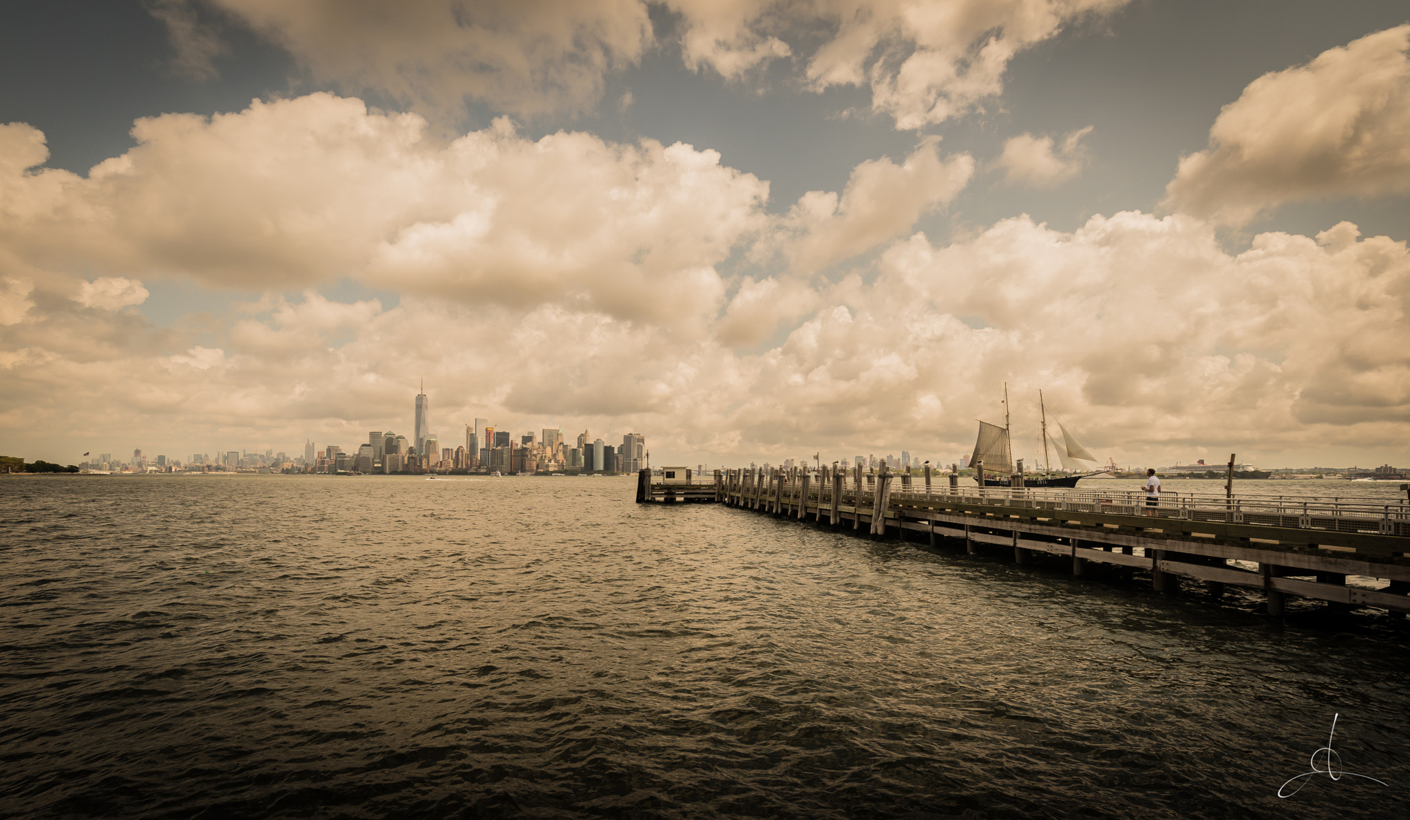 Nikon D750 sample photo. Manhattan from far photography