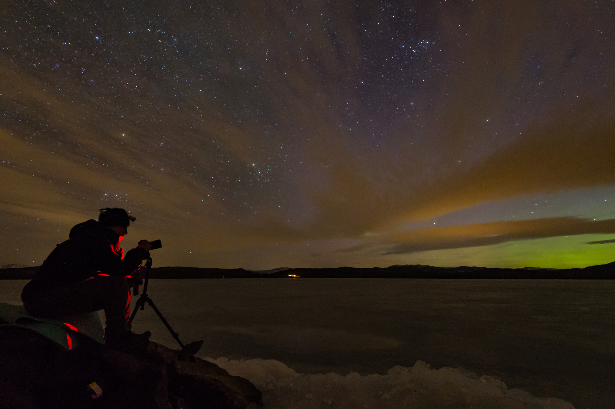 Nikon AF-S Nikkor 16-35mm F4G ED VR sample photo. Hunting for aurora photography