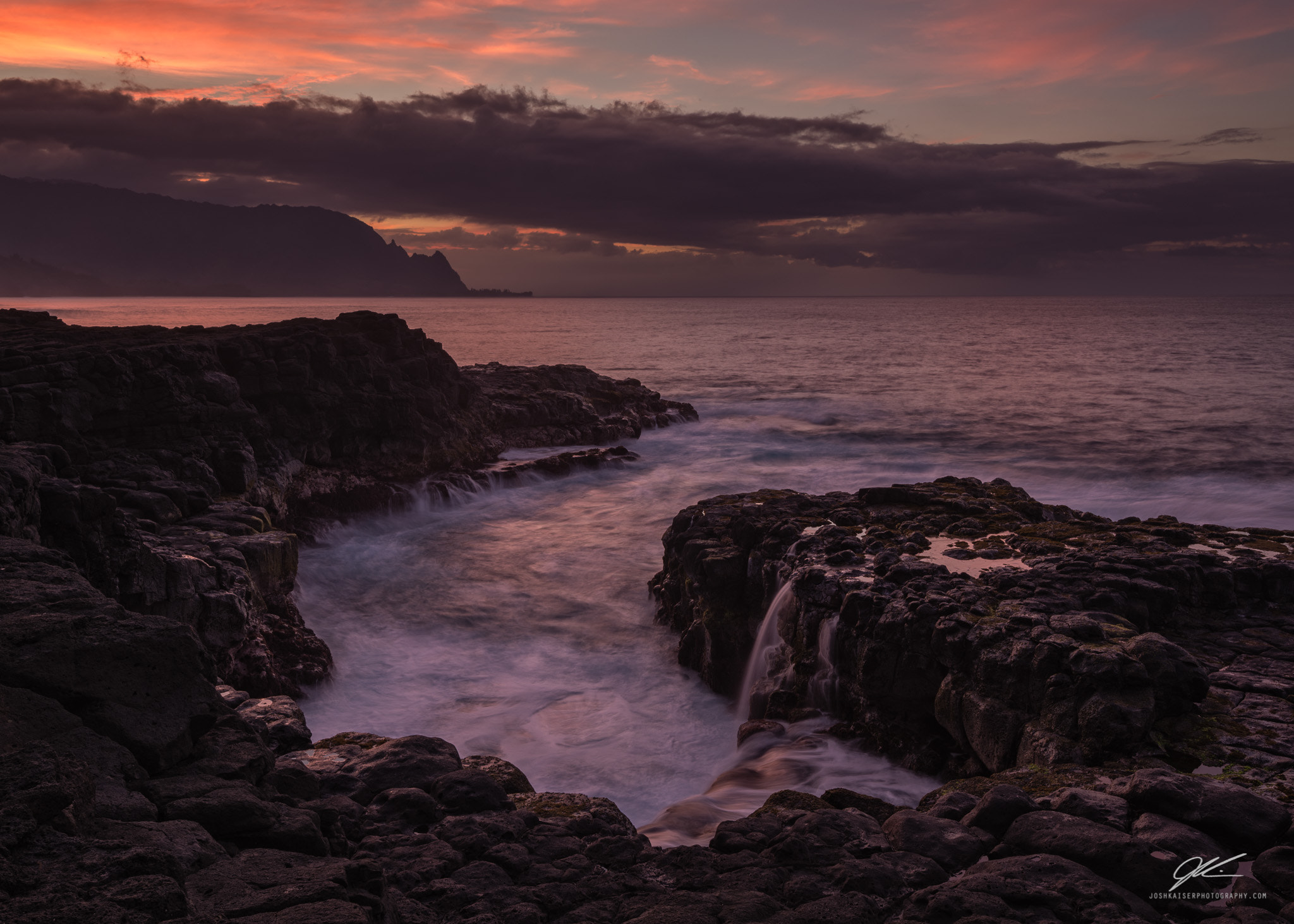 Nikon D610 sample photo. Evening’s last light near queen's bath, kauai, hawaii photography