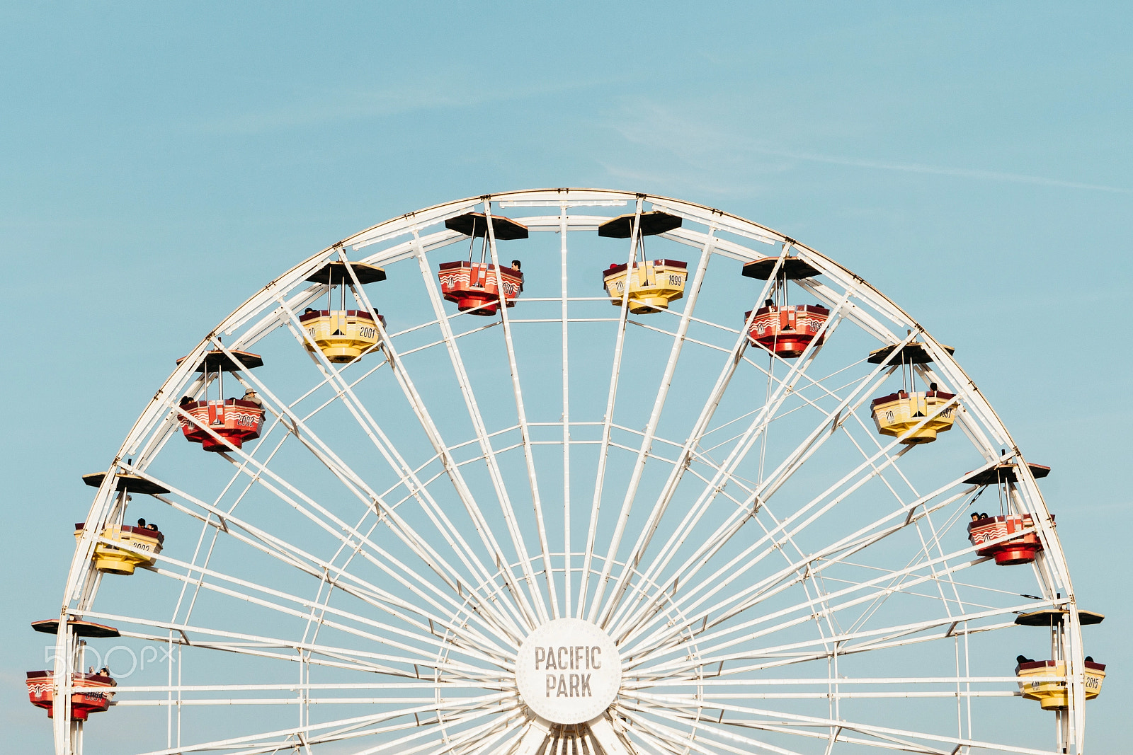 Canon EOS 650D (EOS Rebel T4i / EOS Kiss X6i) sample photo. Red + yellow | santa monica pier, california photography