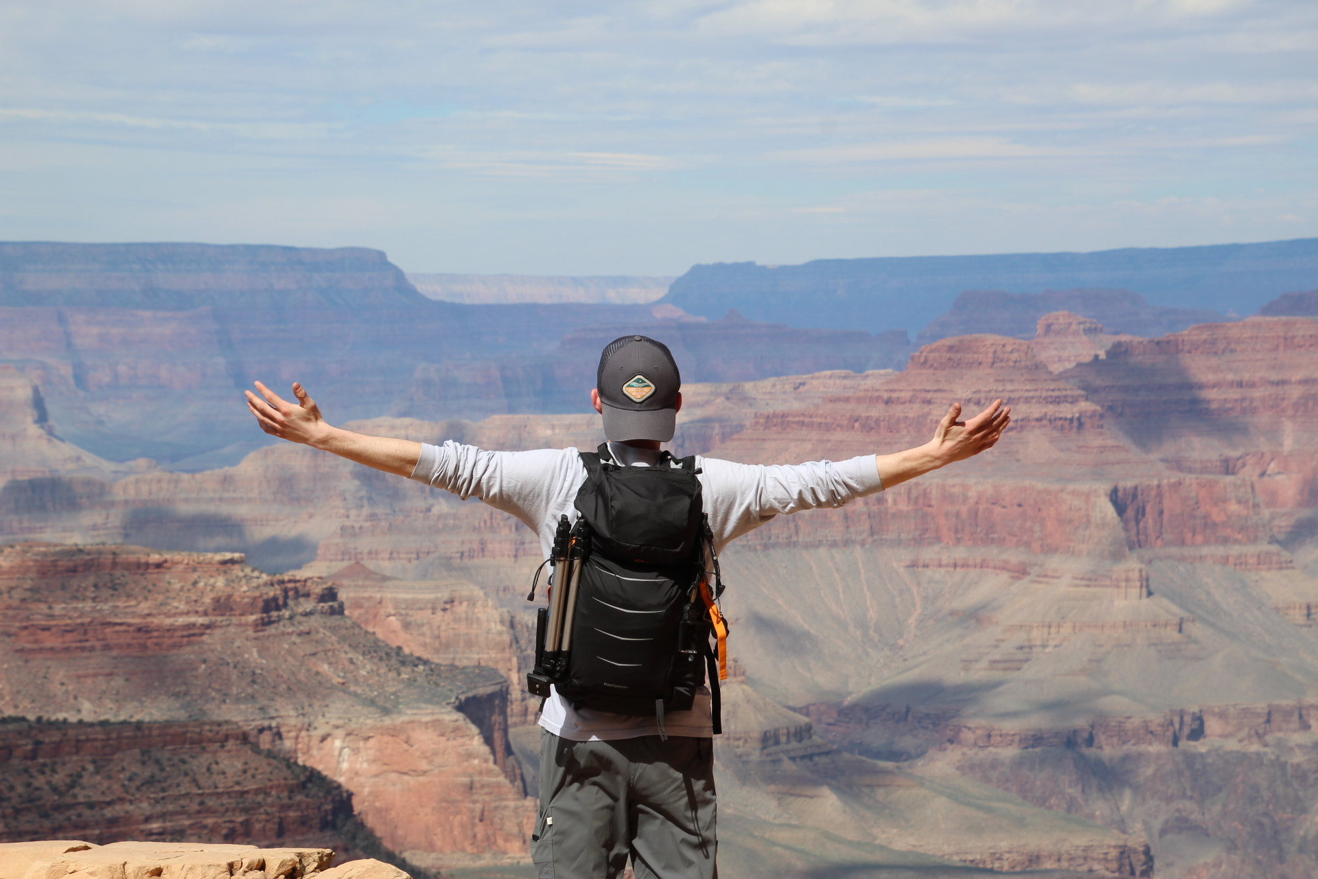 Canon EOS 1300D (EOS Rebel T6 / EOS Kiss X80) sample photo. Overlook from grand canyon road trip photography